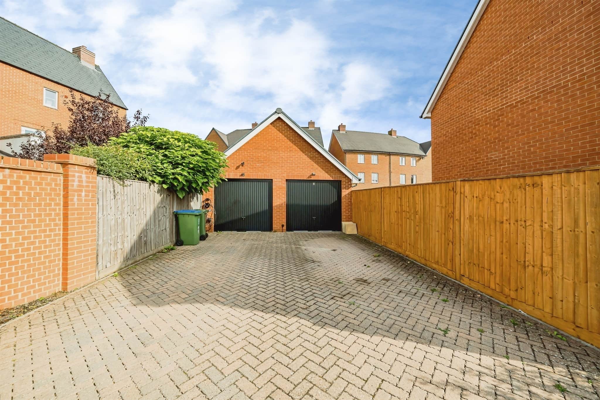 Property at Barge Crescent, Broughton, Aylesbury