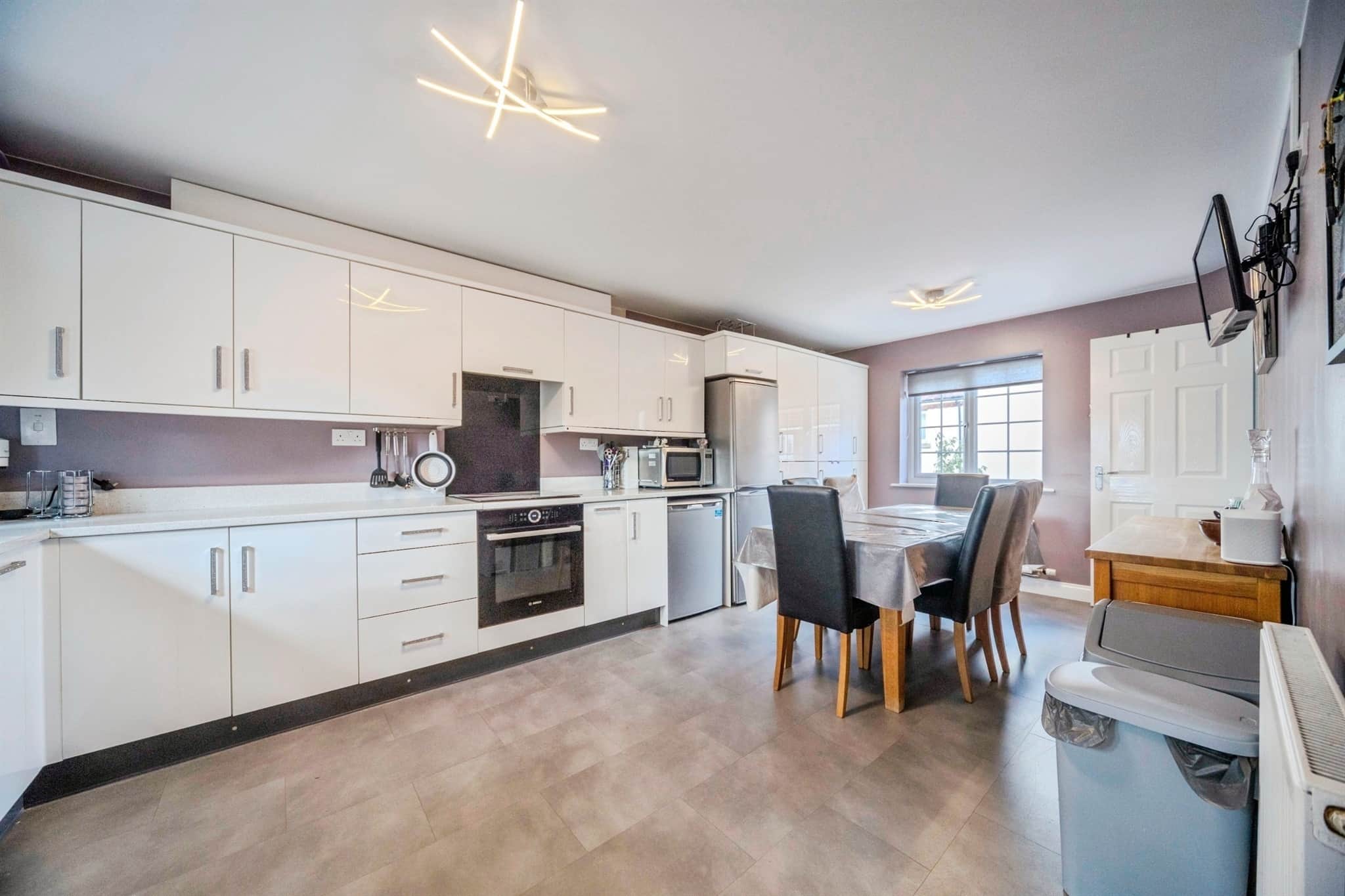 Property at Keel Way, Oxley Park, Milton Keynes