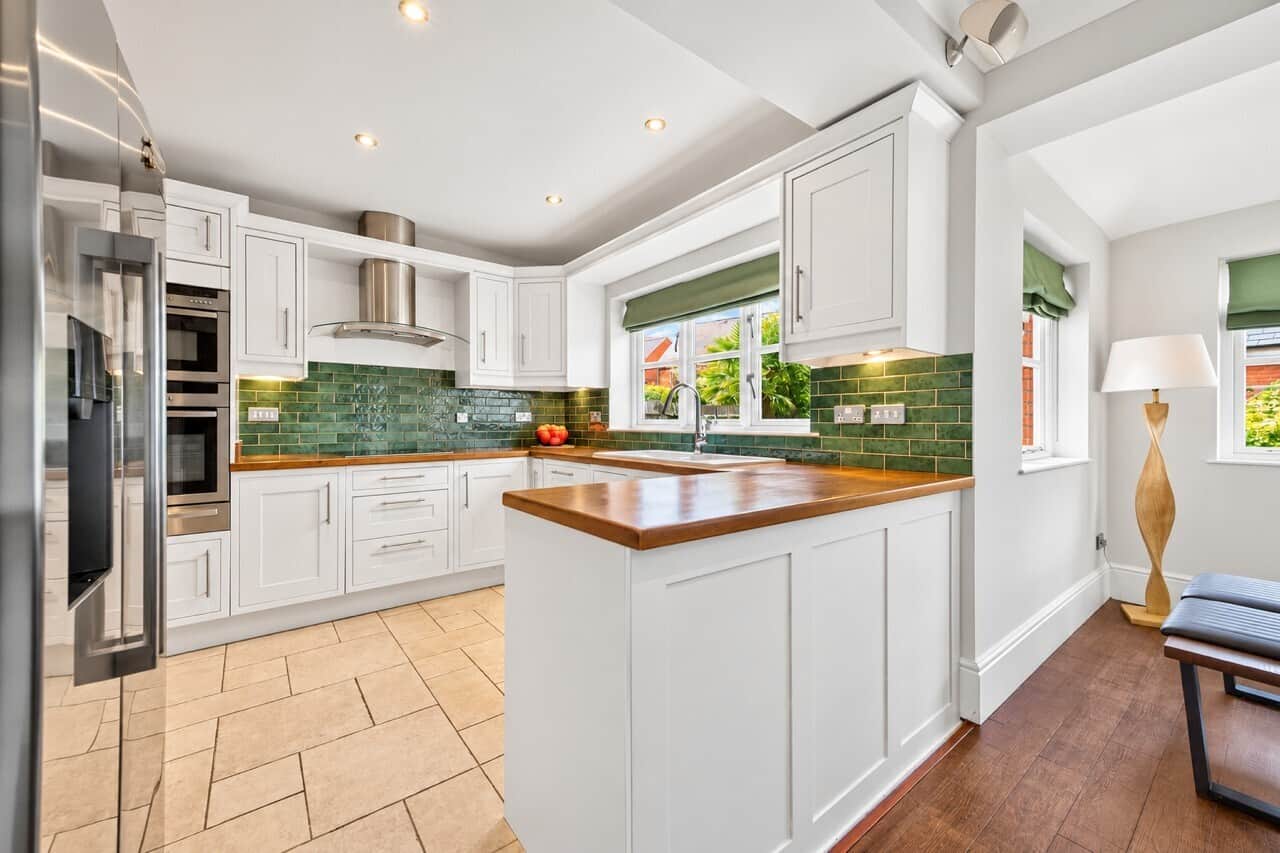 Property at Rosemary Drive, London Colney, St. Albans