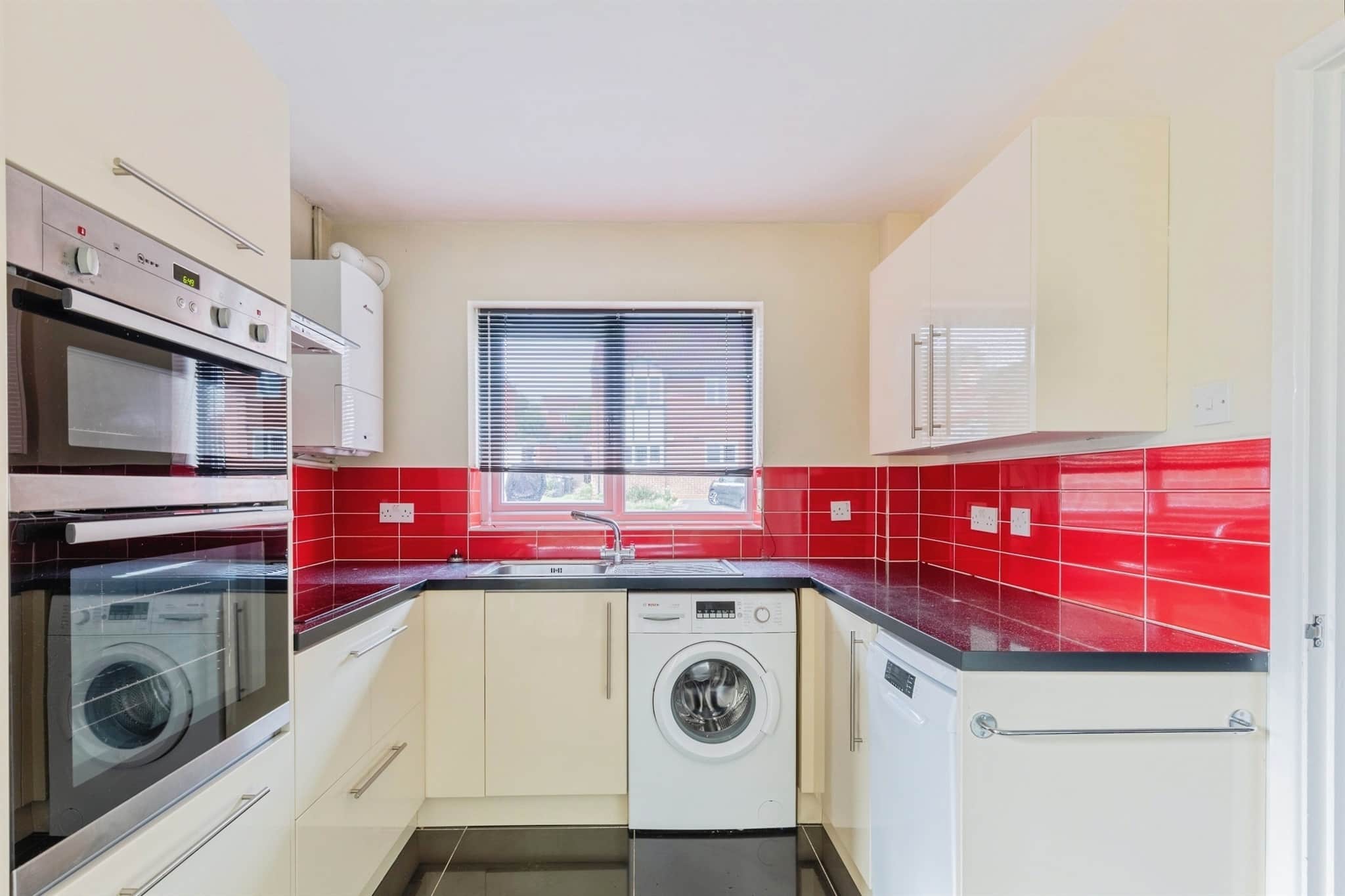 Property at Marlborough Drive, Sydenham, Leamington Spa