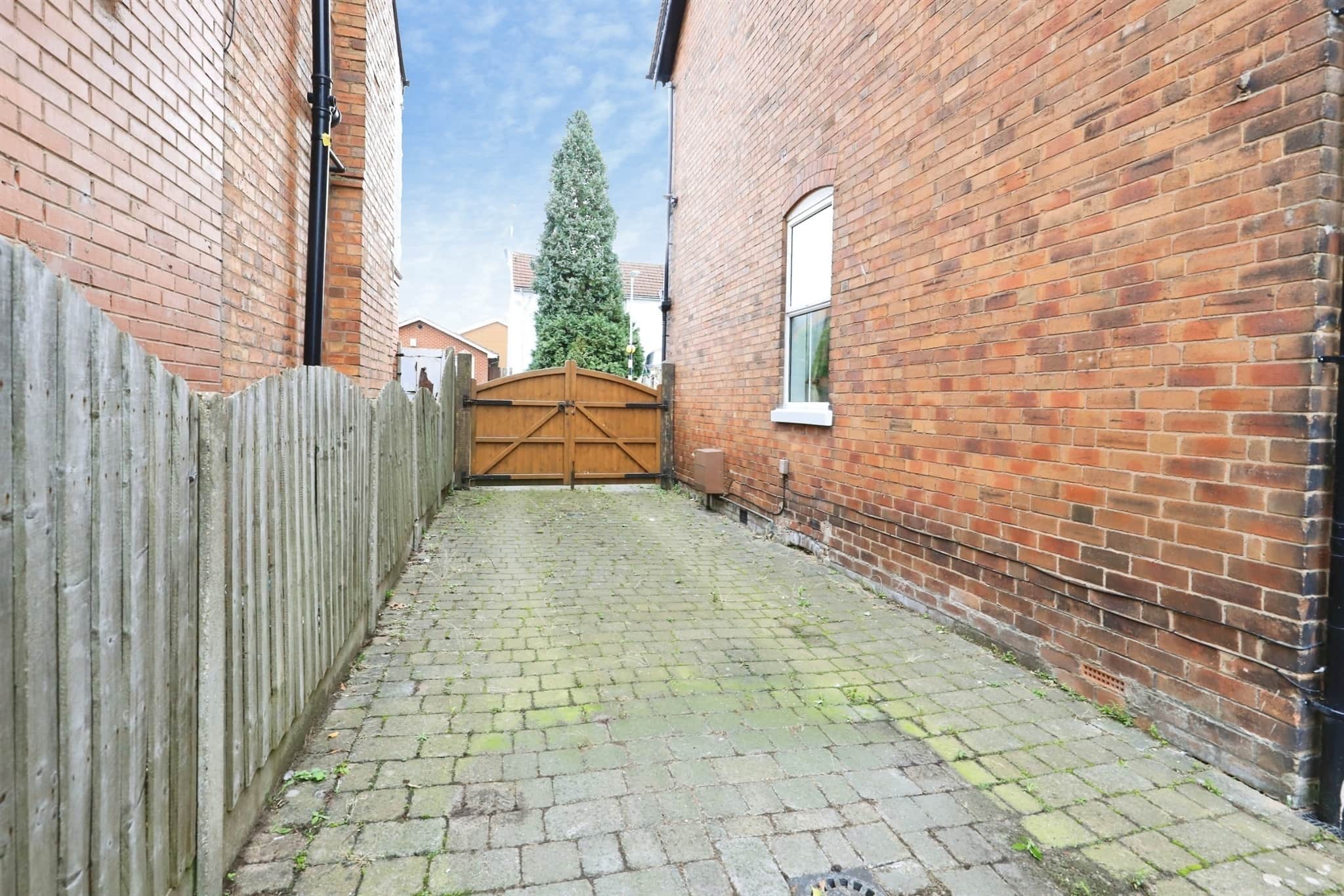Property at Prestwood Road, Wednesfield, Wolverhampton