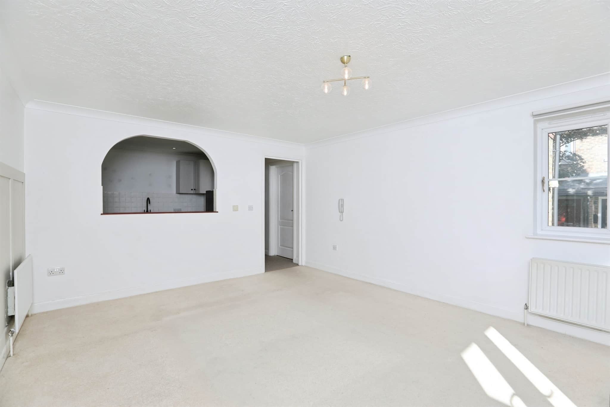 Property at Mansfield Drive, Iwade, Sittingbourne