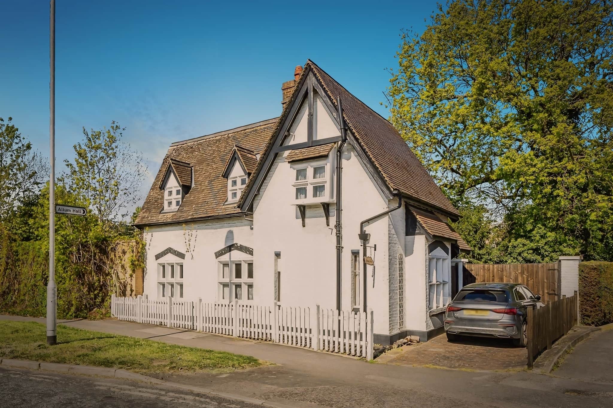 Property at Allum Lane, Elstree, Borehamwood