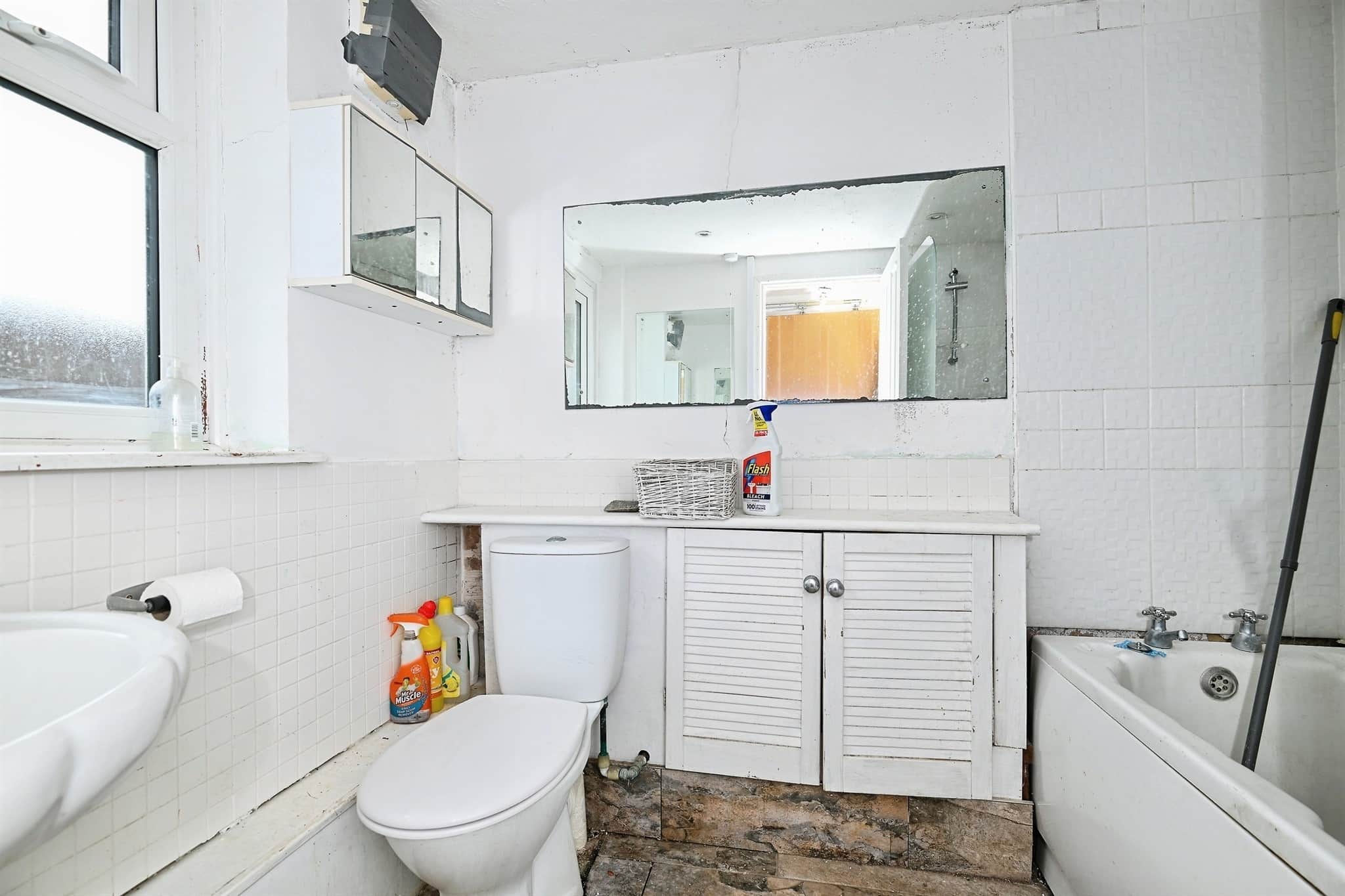 Property at Hythe Road, Sittingbourne