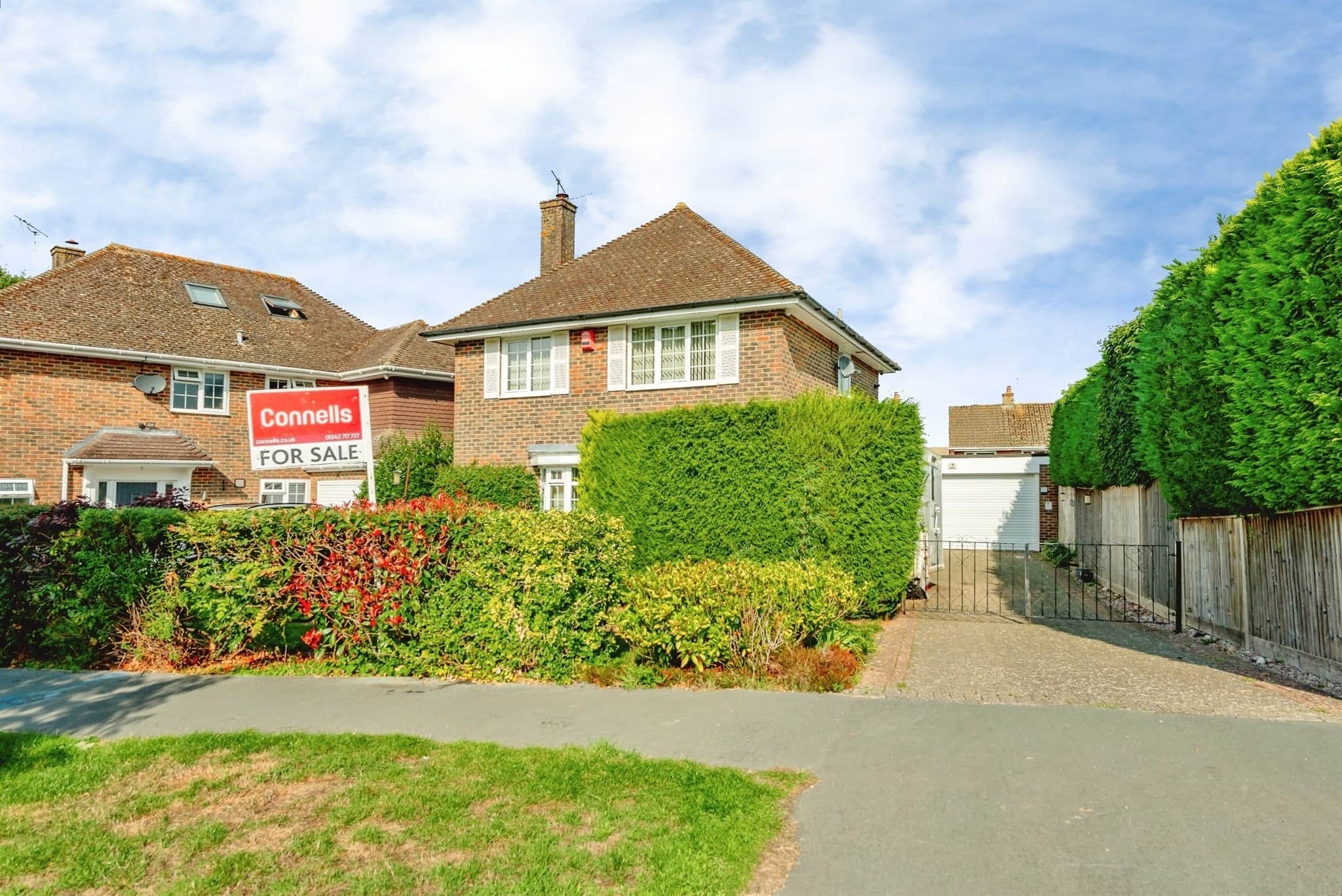 Property at Fermandy Lane, Crawley Down, Crawley