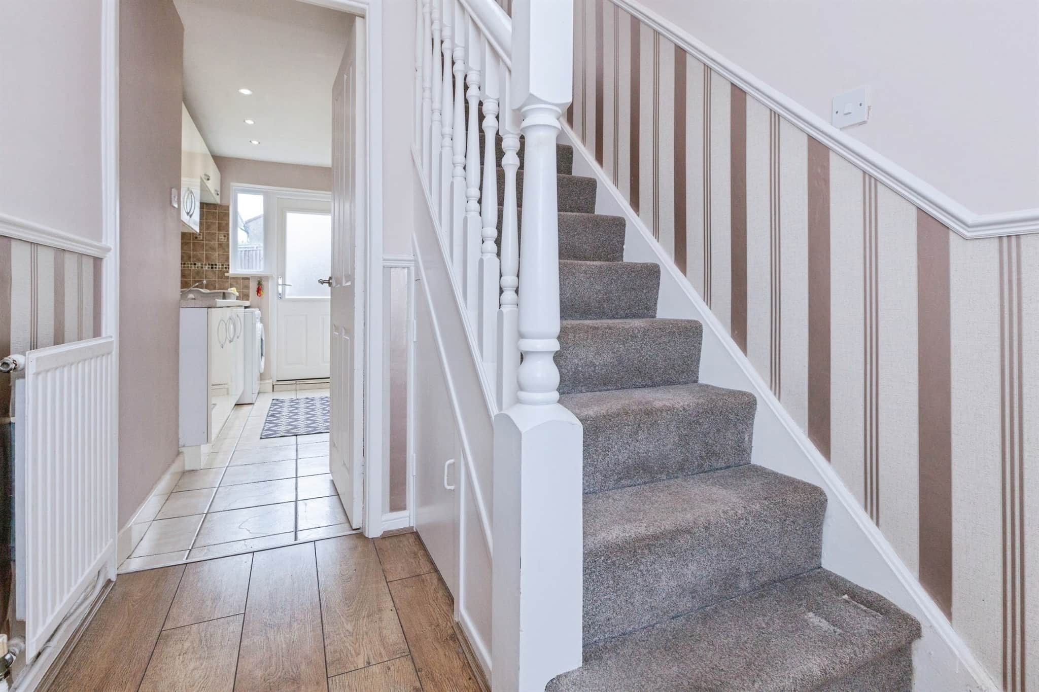 Property at Oakpool Gardens, Leicester