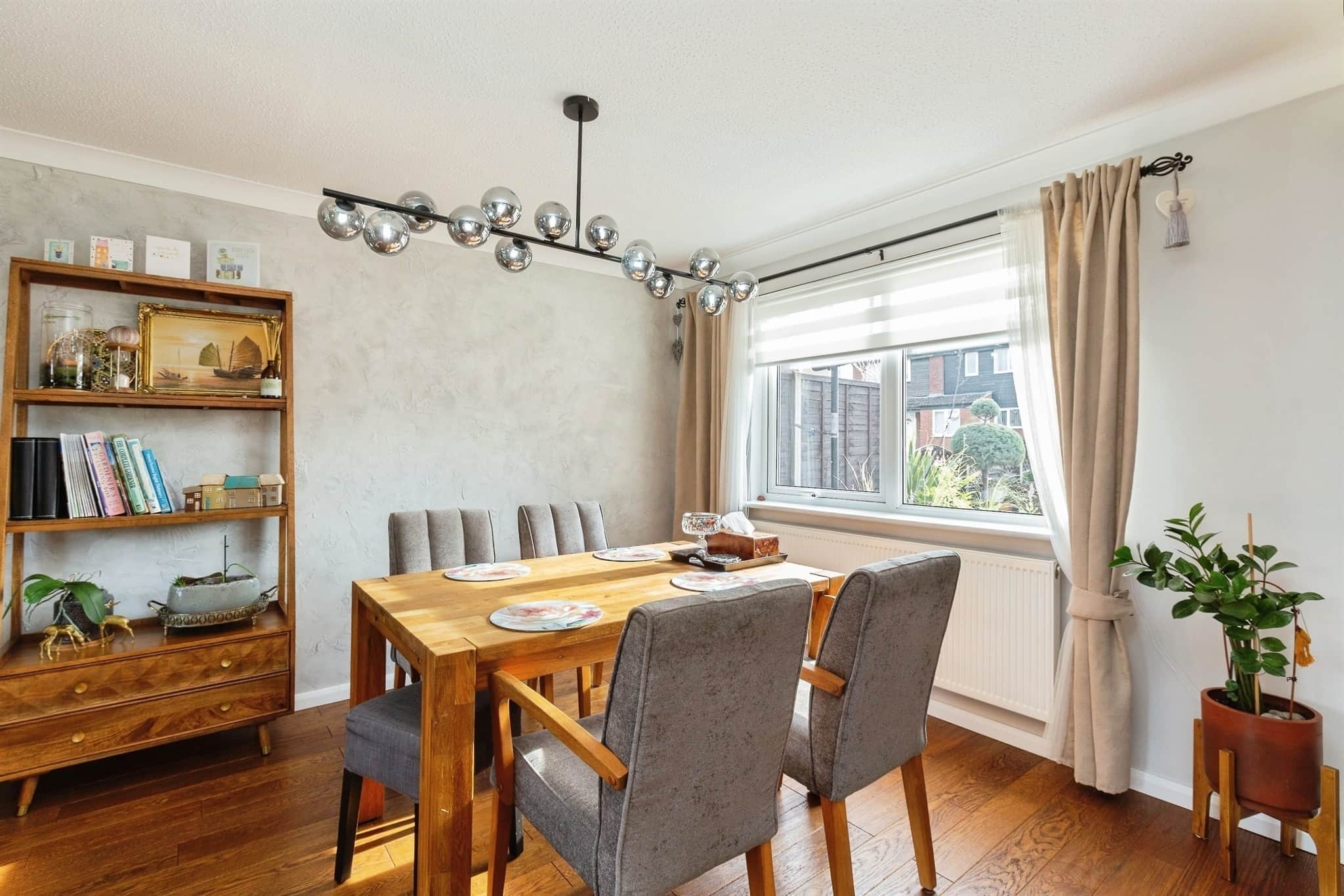 Property at Thackeray End, Aylesbury