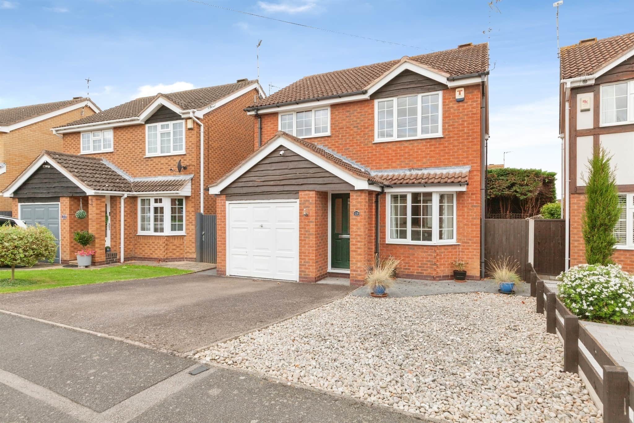 Property at Sanderson Close, Whetstone, Leicester