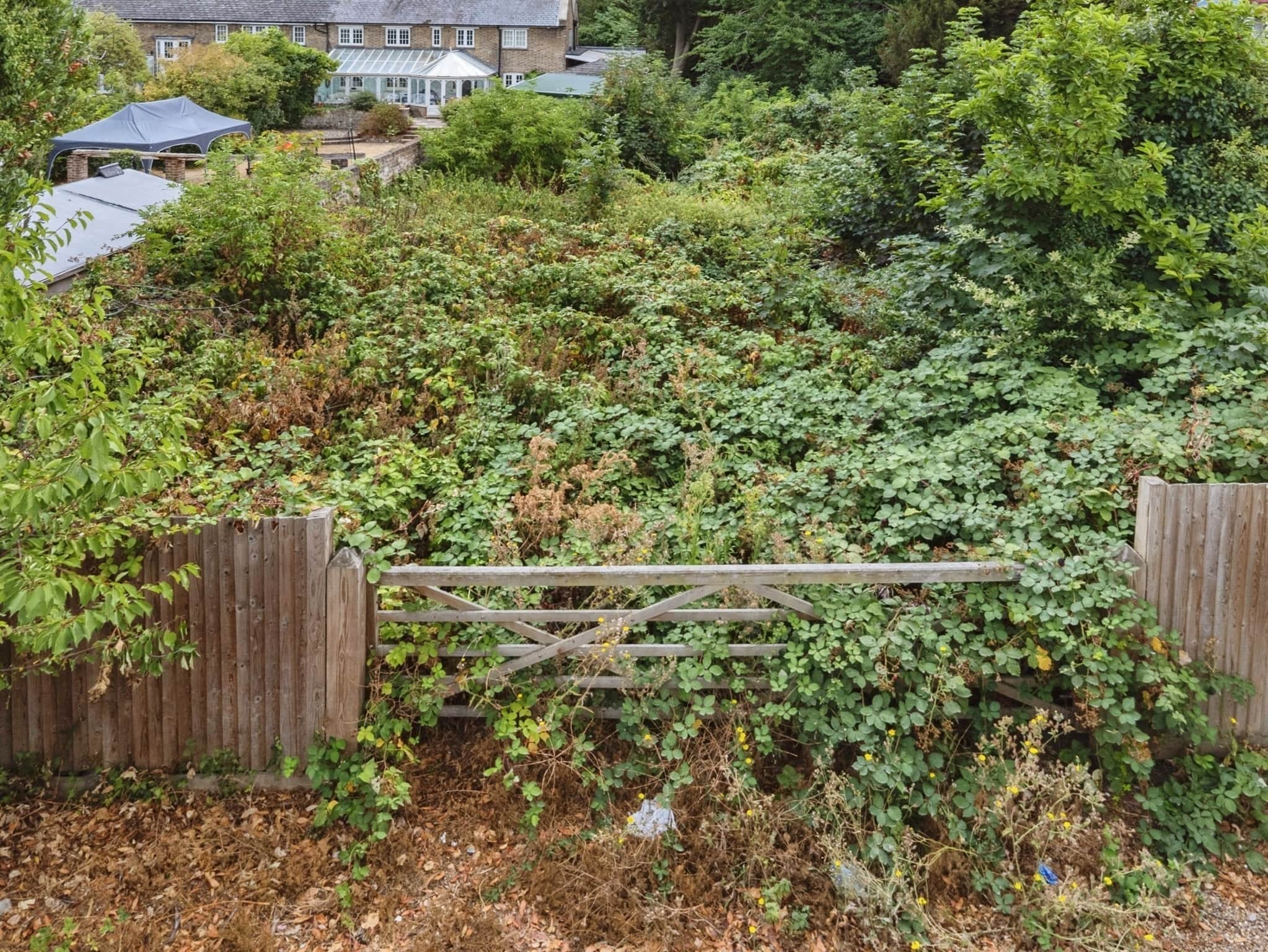 Property at Old Manor Drive, Gravesend
