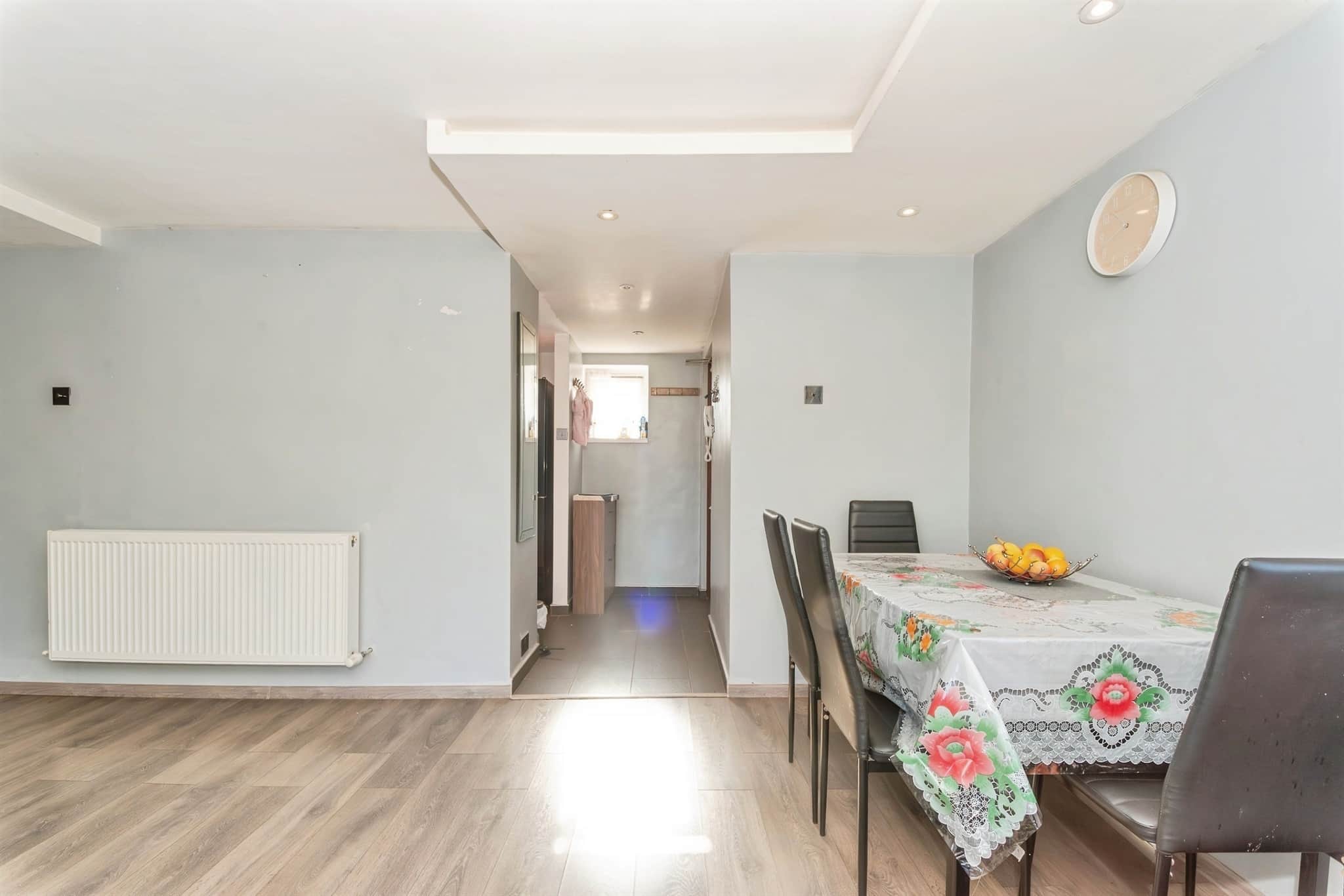 Property at Kingswood Avenue, SWINDON
