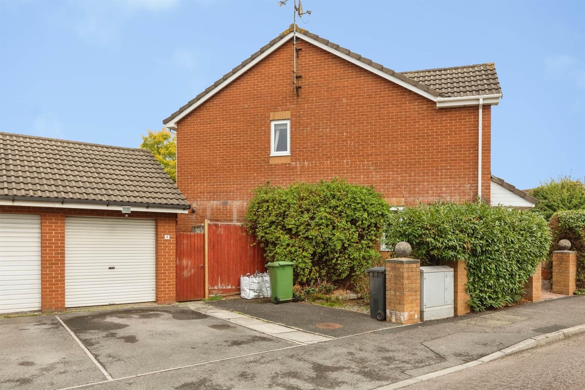 Property at Emet Grove, Emersons Green, Bristol
