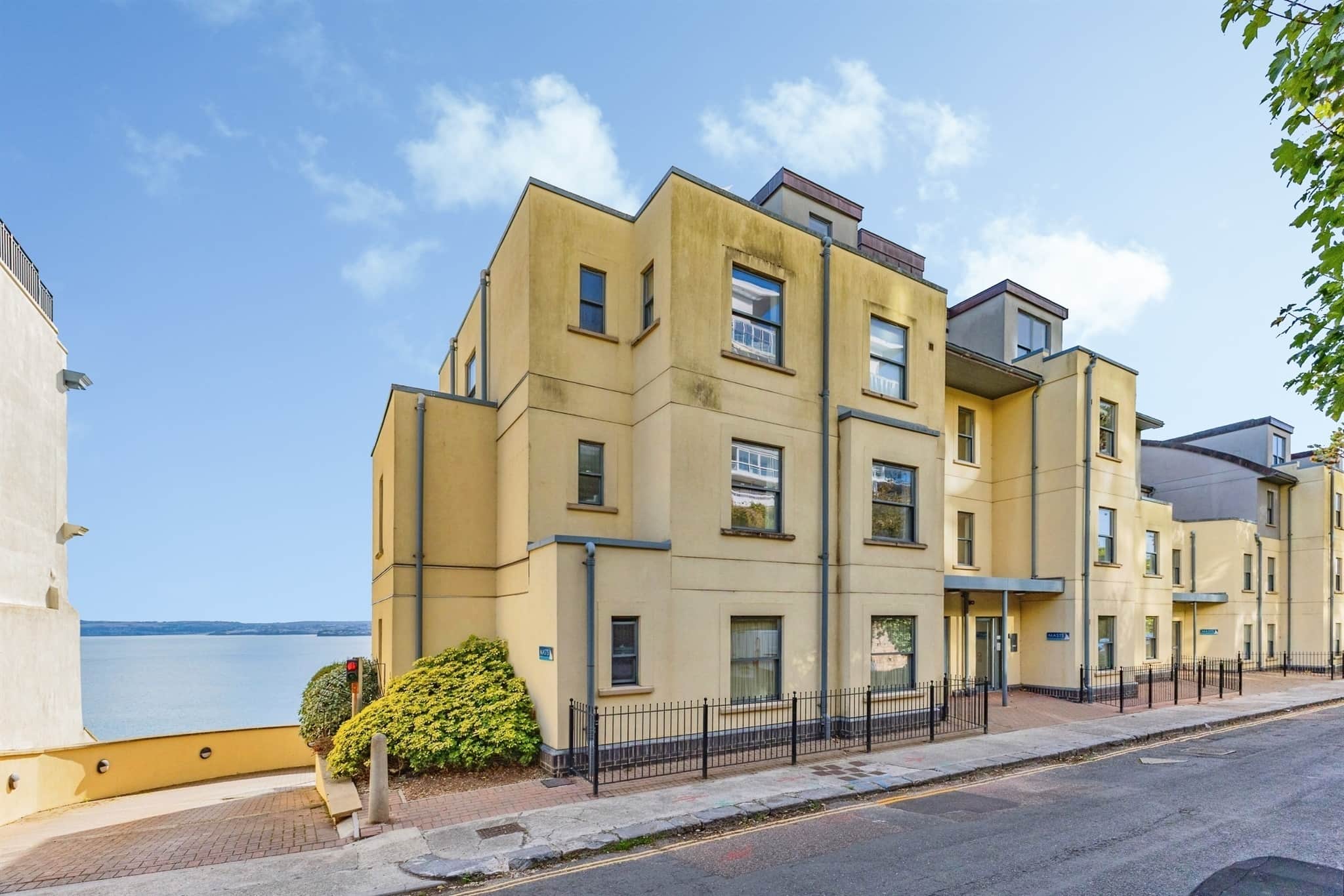 Property at Warren Road, Torquay