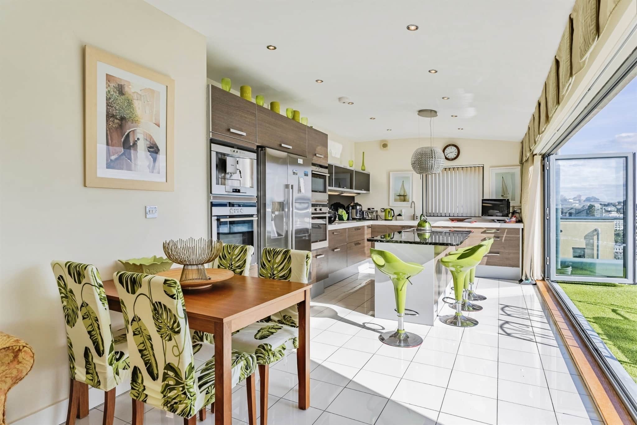 Property at Warren Road, Torquay