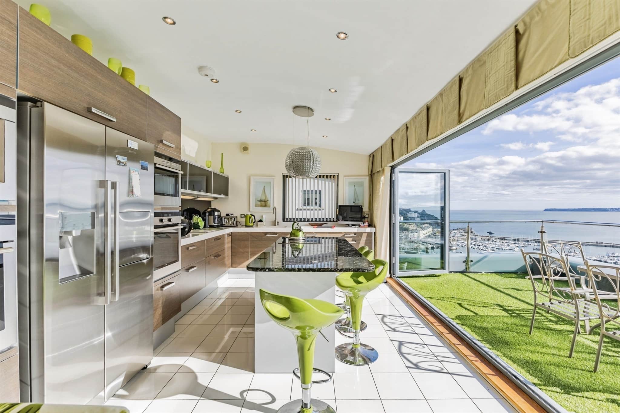 Property at Warren Road, Torquay