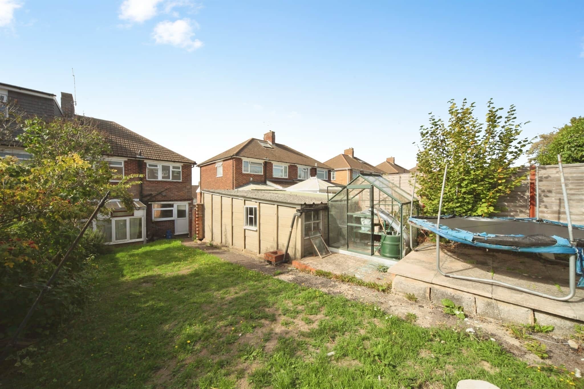 Property at Grampian Way, Luton