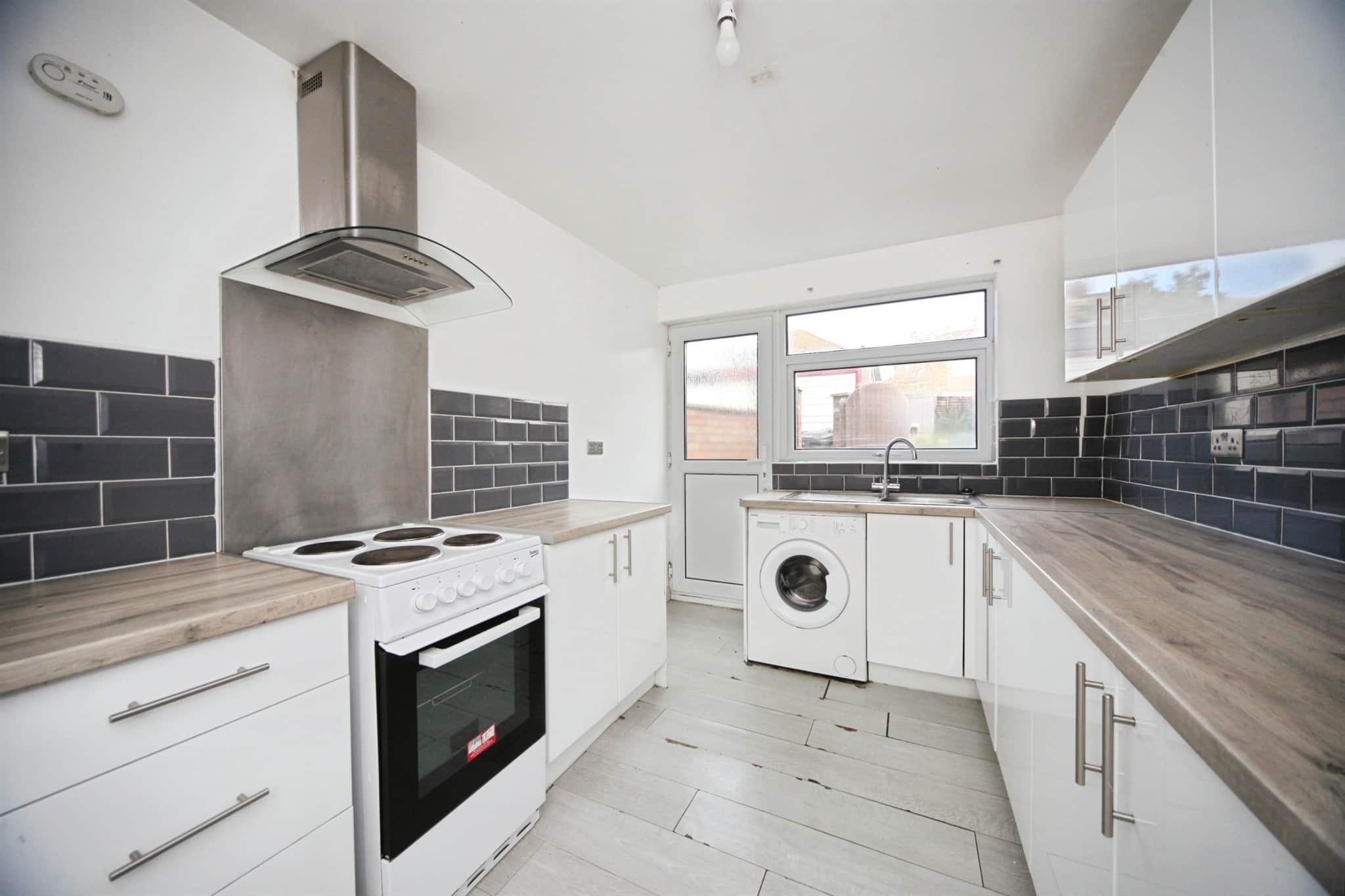 Property at Grampian Way, Luton