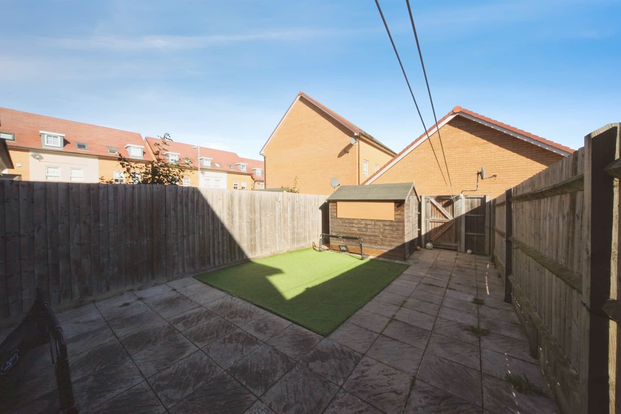 Property at Currency Close, Dunstable
