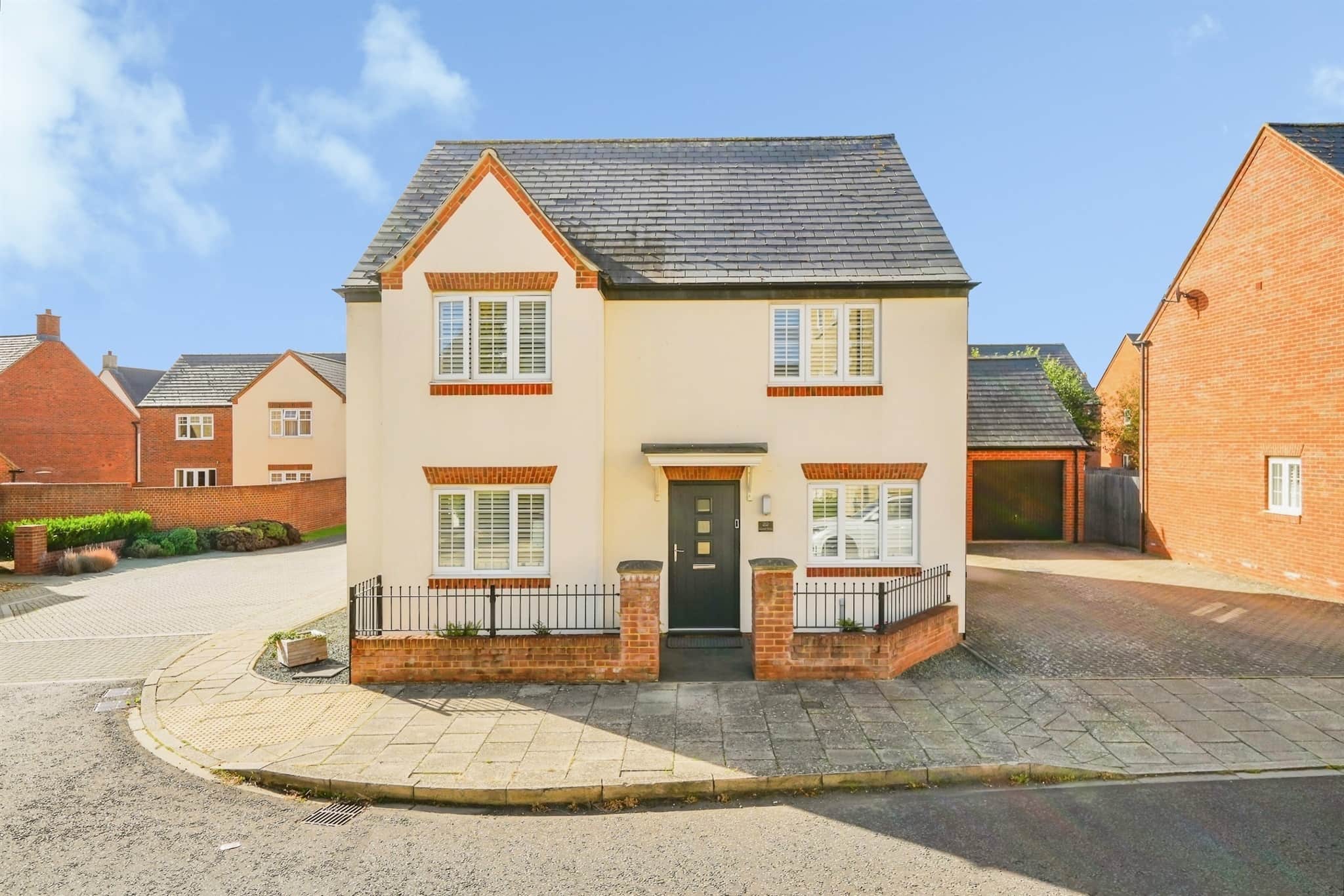 Property at Ascot Way, Bicester