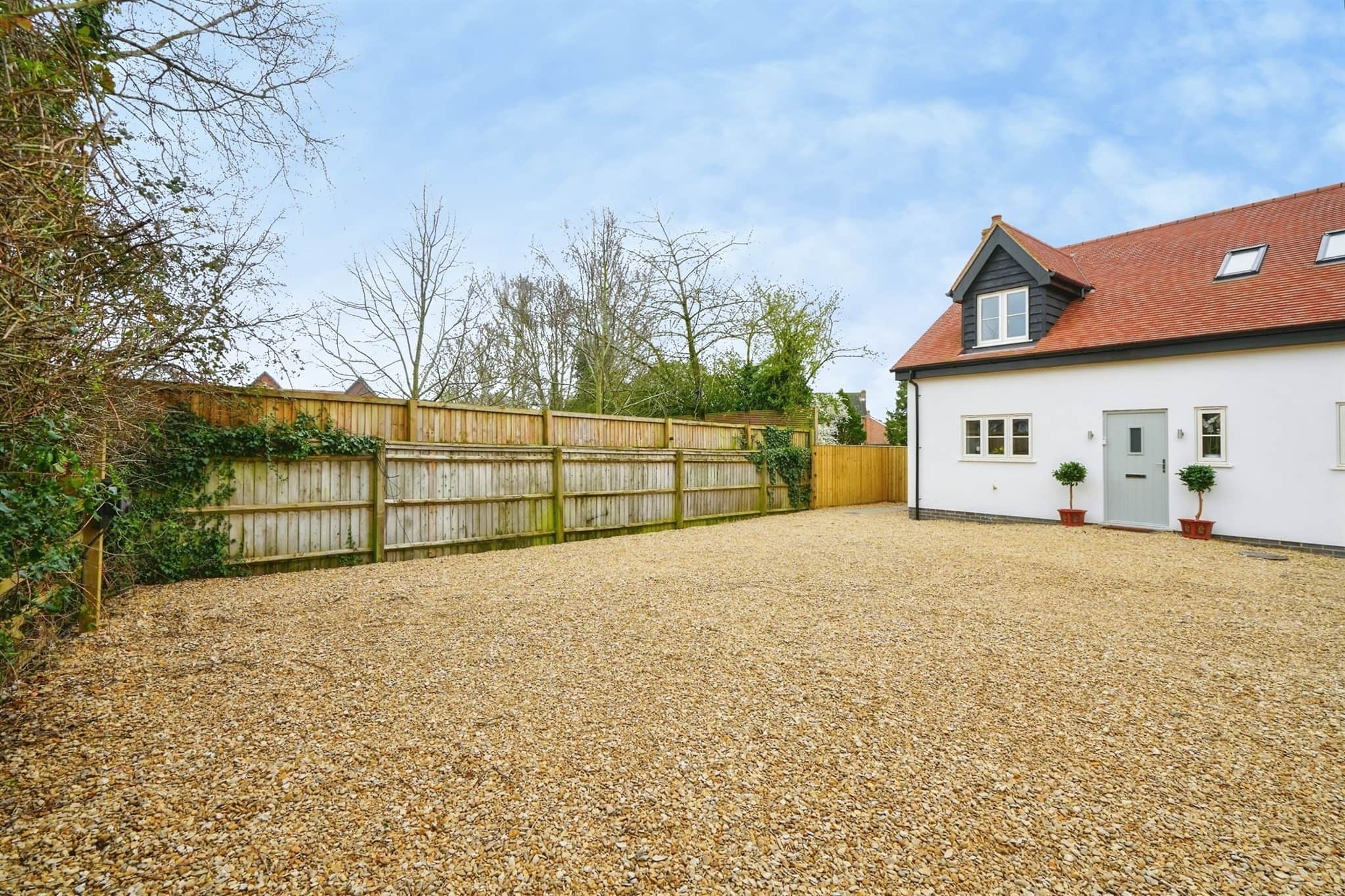 Property at Worminghall Road, Ickford, Aylesbury