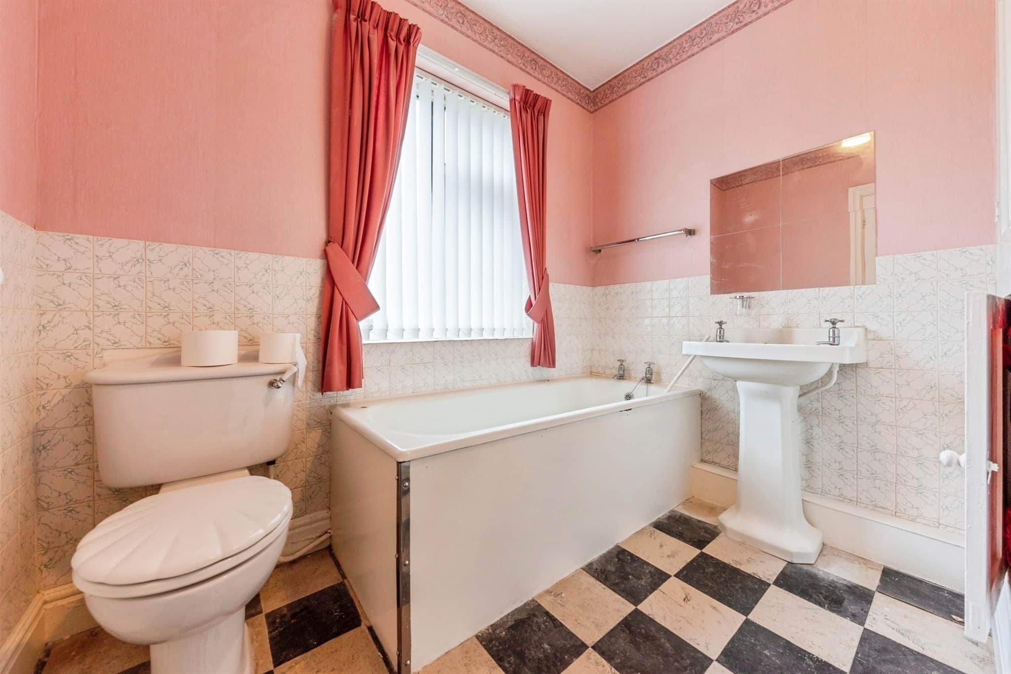 Property at Hill Avenue, Grantham