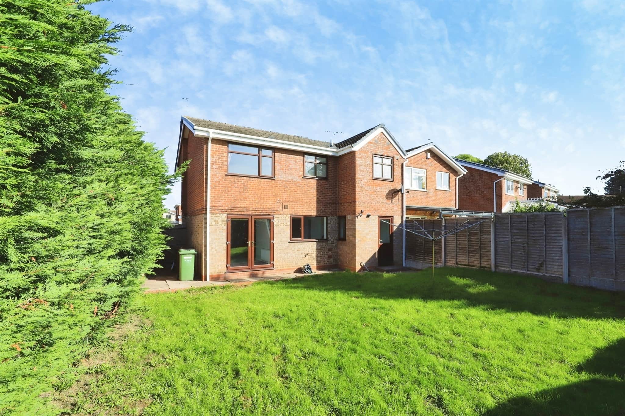 Property at Alverstoke Close, Pendeford, Wolverhampton