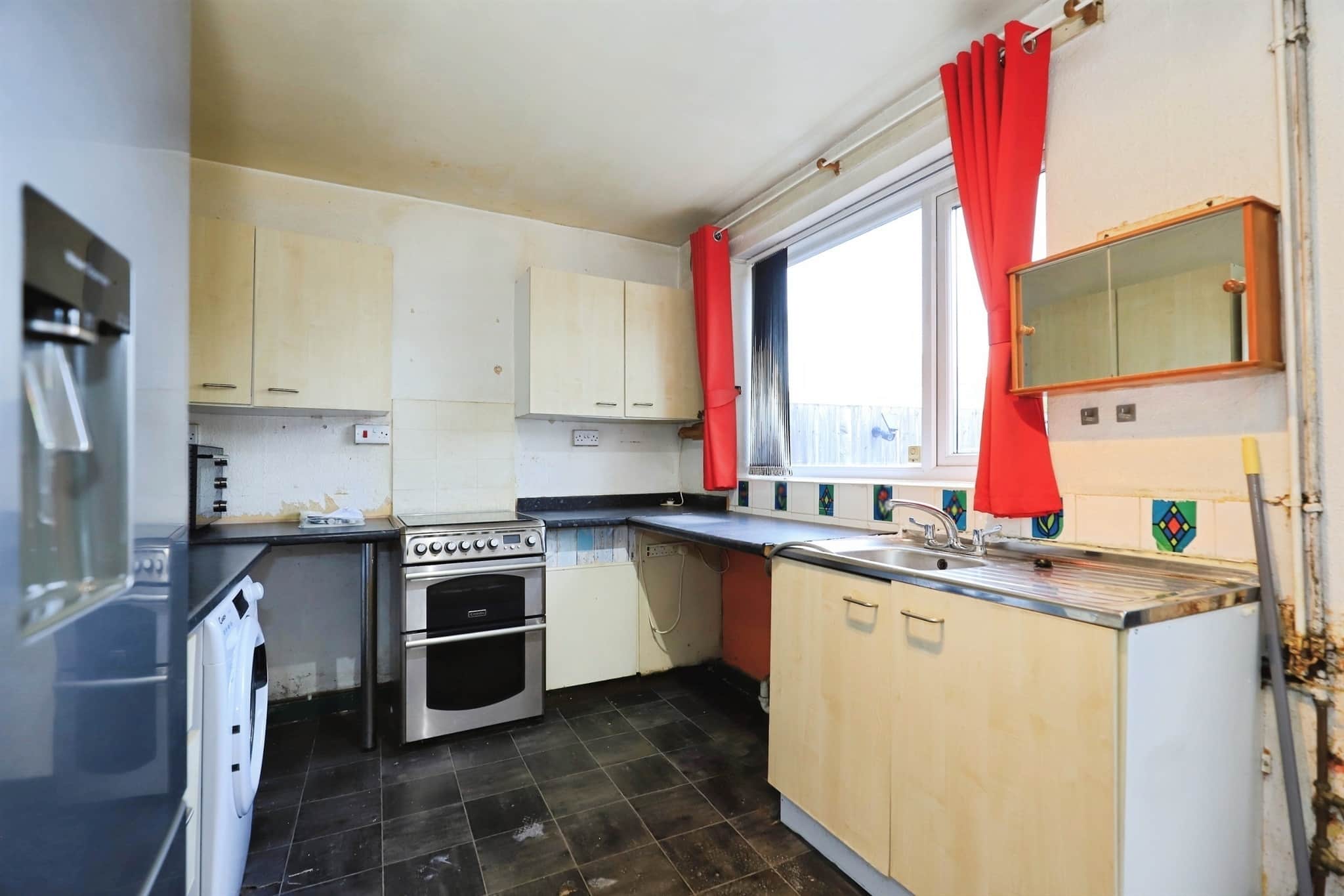 Property at Fordhouse Road, Bushbury, Wolverhampton