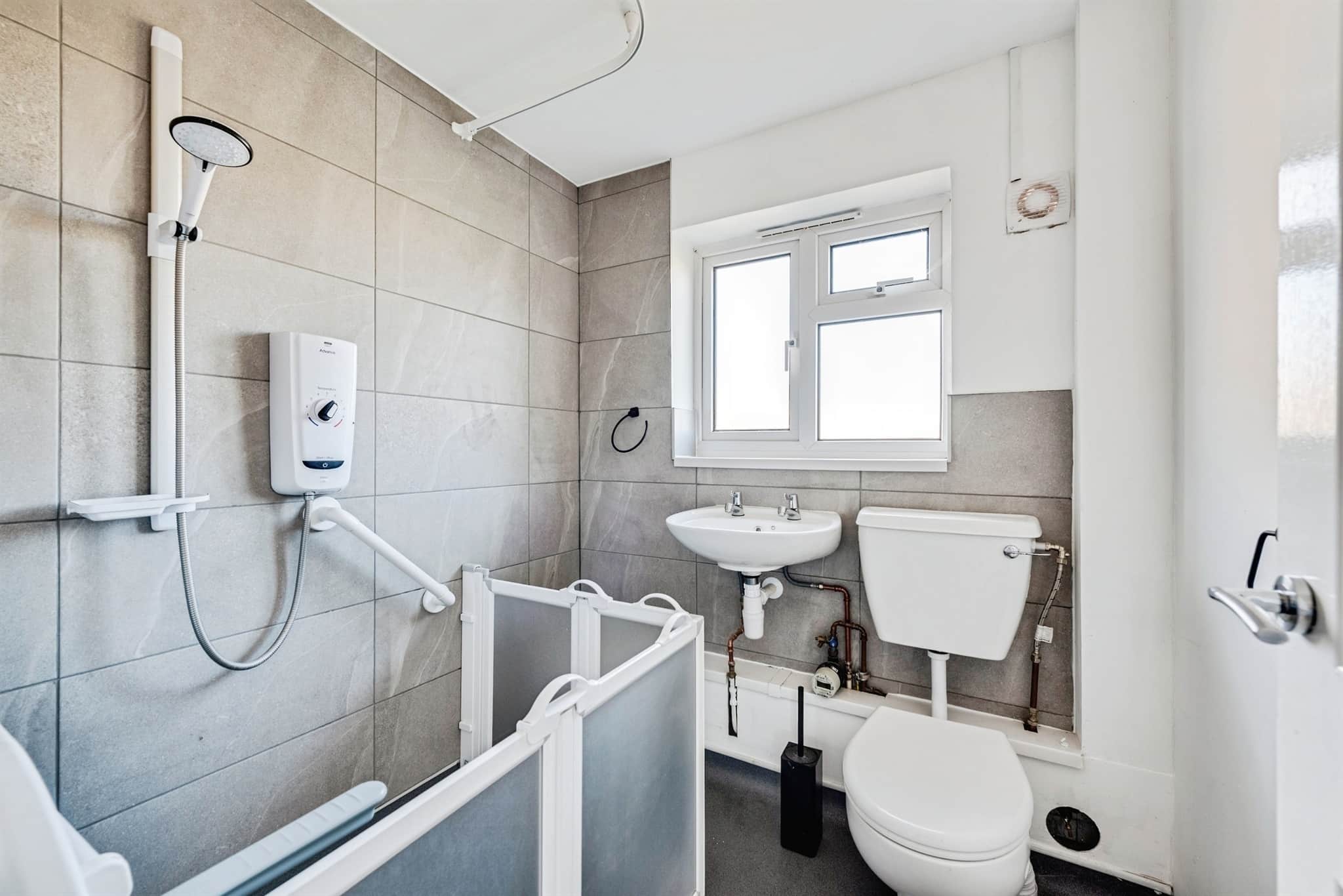 Property at Foxwood Close, Aston, Bampton