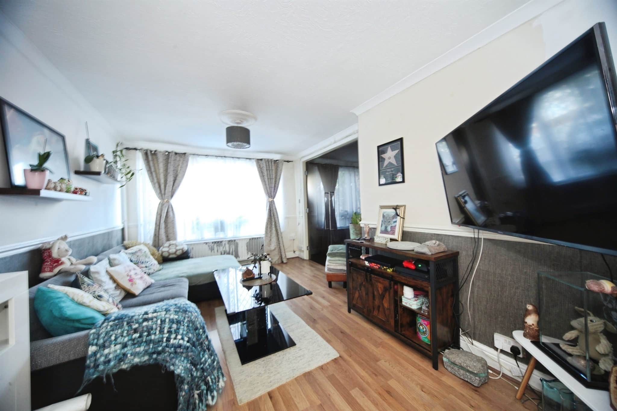 Property at Hillside, Houghton Regis, Dunstable