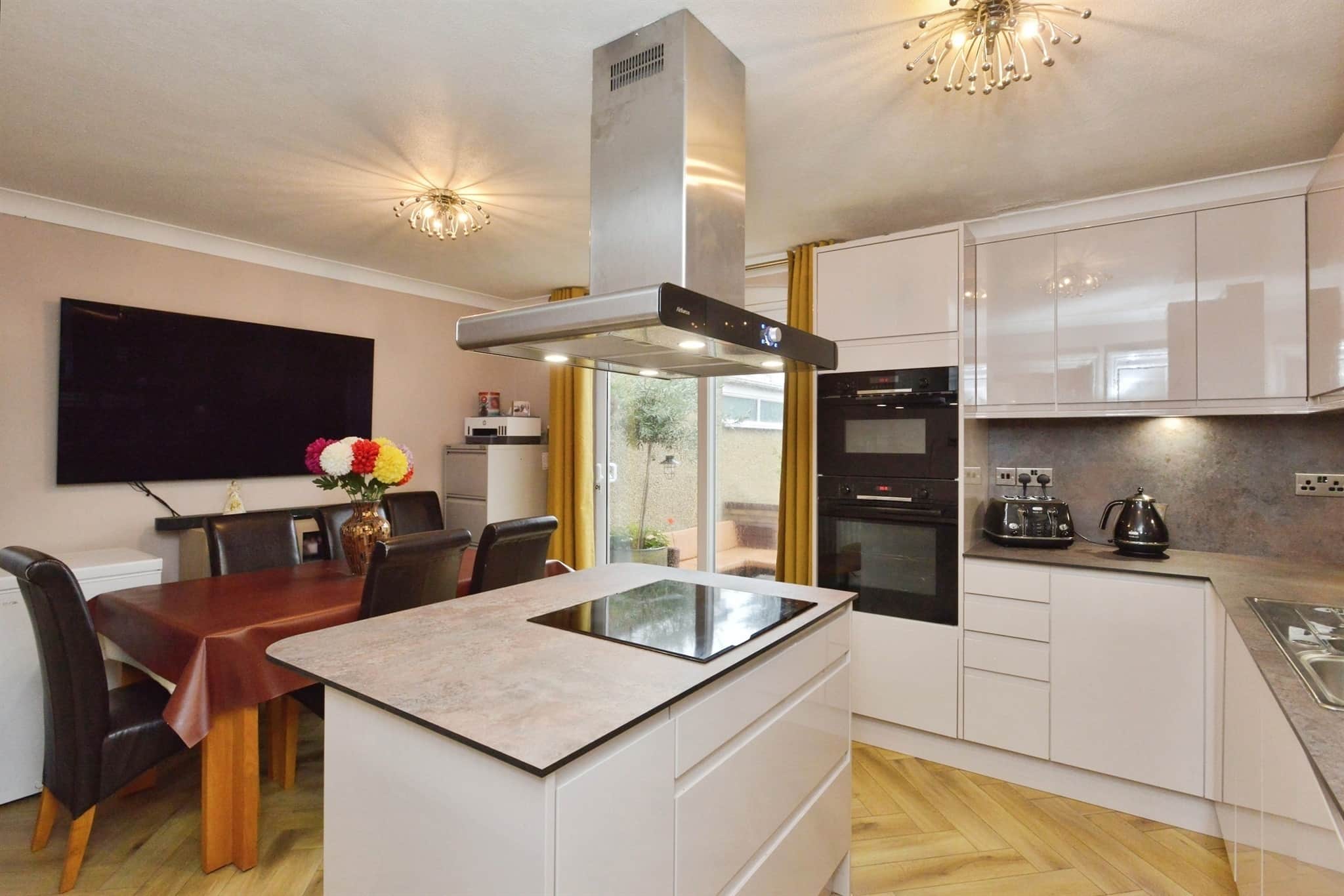 Property at Eaton Avenue, Bletchley, MILTON KEYNES