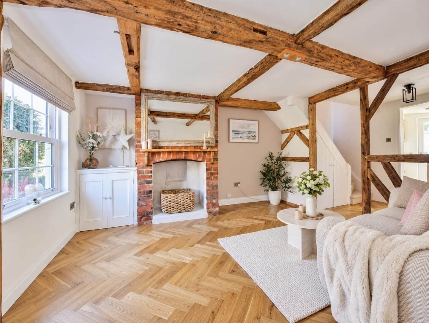 Property at Dutts Cottages, West Malling