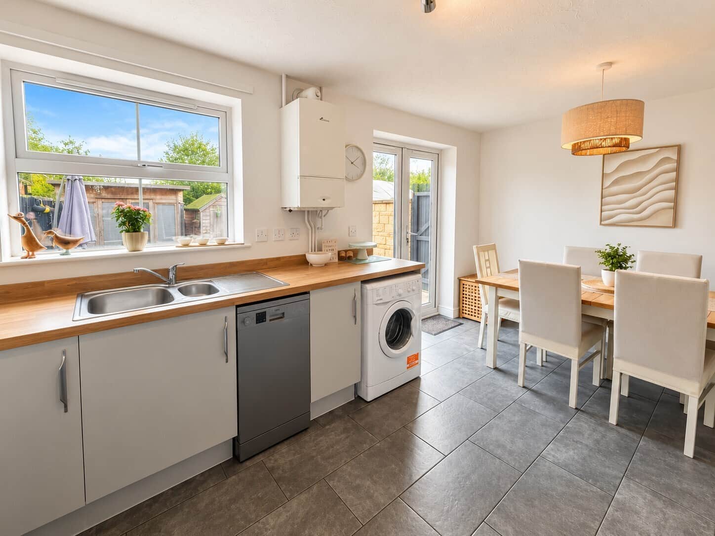 Property at Blackwellhams, Chippenham