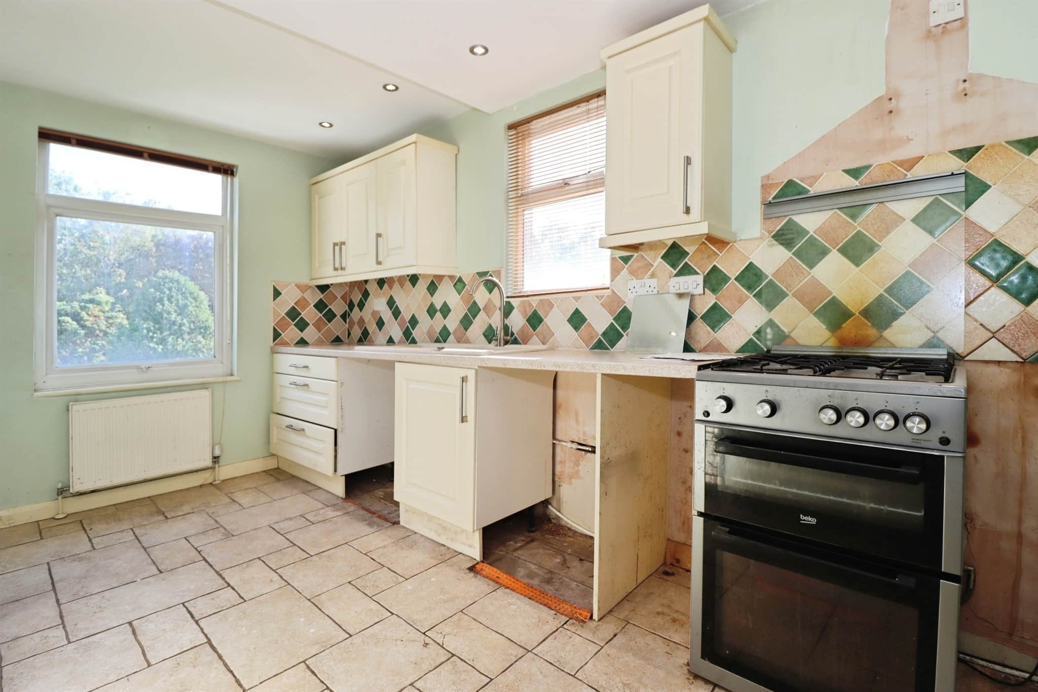 Property at Stradbrook Avenue, Bristol