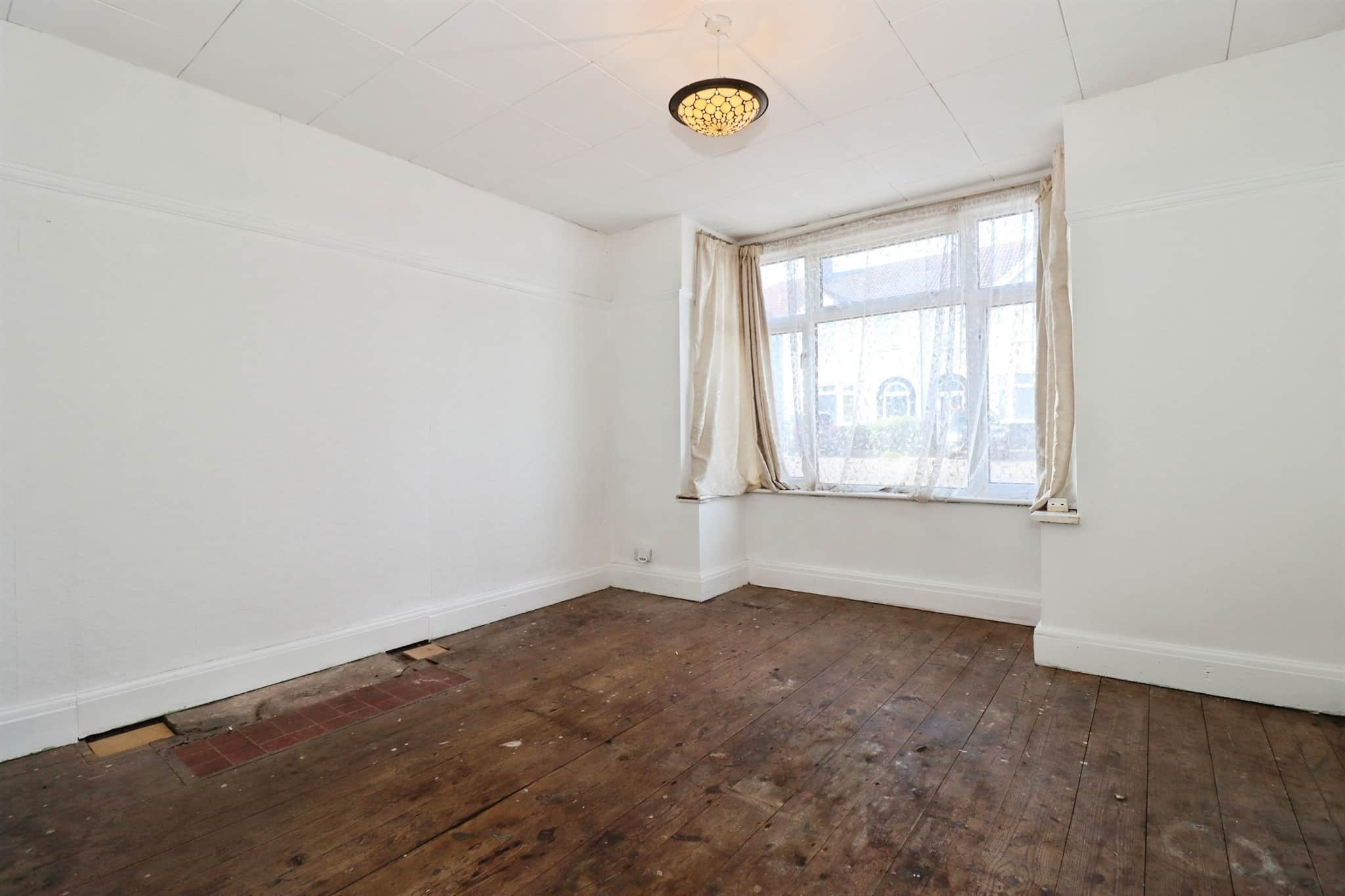 Property at Stradbrook Avenue, Bristol