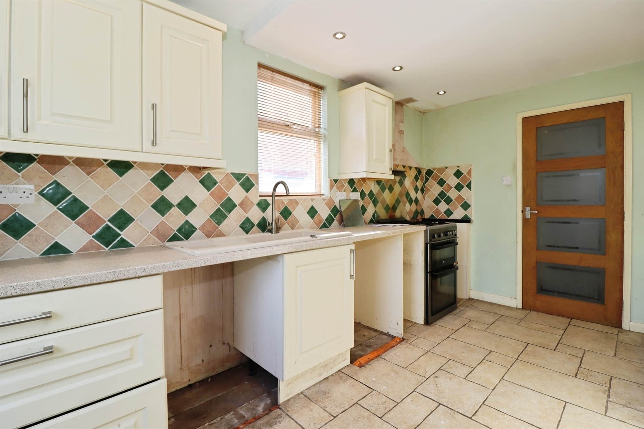 Property at Stradbrook Avenue, Bristol