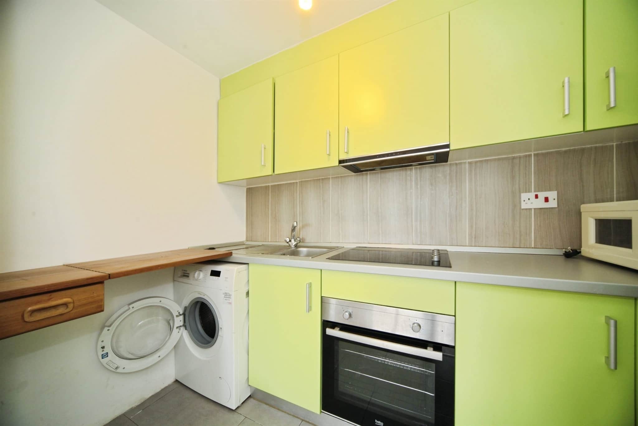 Property at Handcross Road, Luton