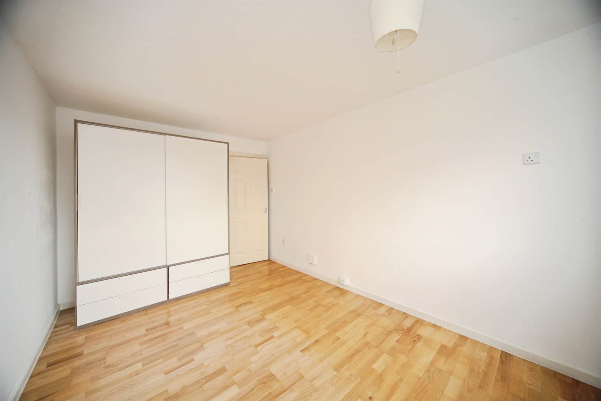 Property at Handcross Road, Luton
