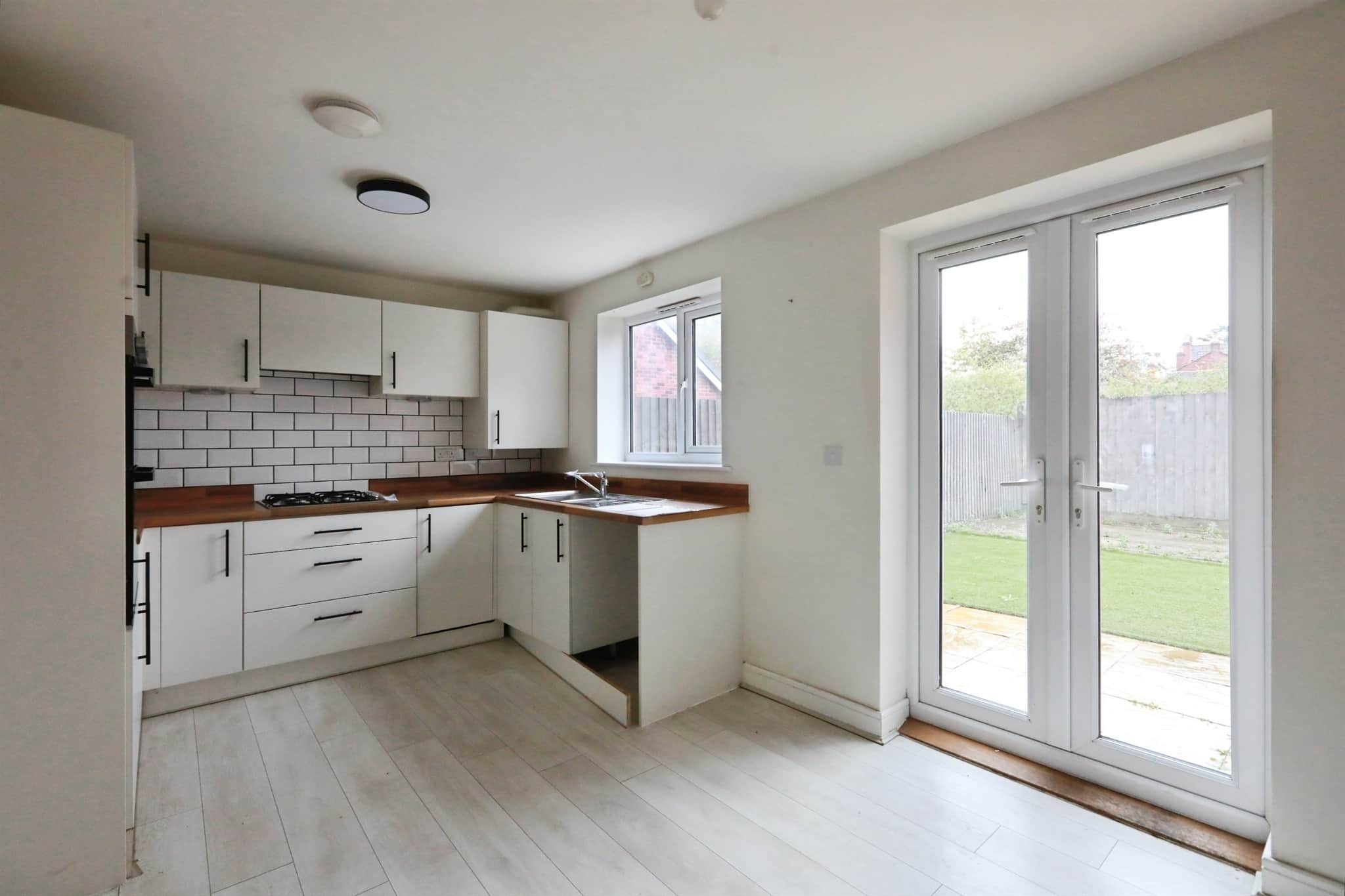 Property at Yew Tree Way, Barford, Warwick