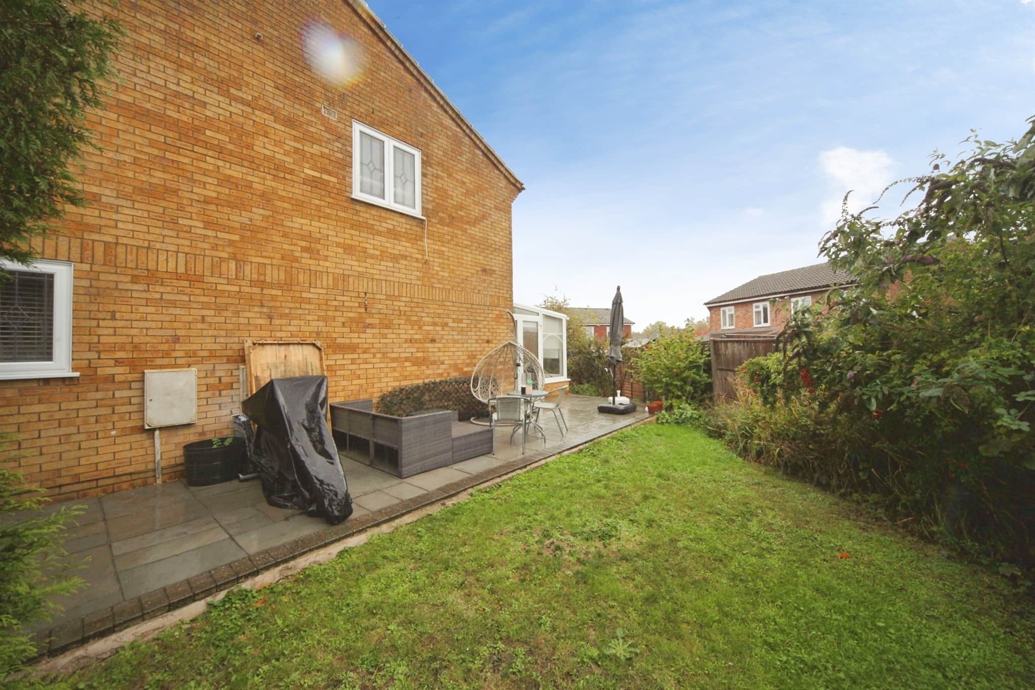 Property at Lesbury Close, Luton