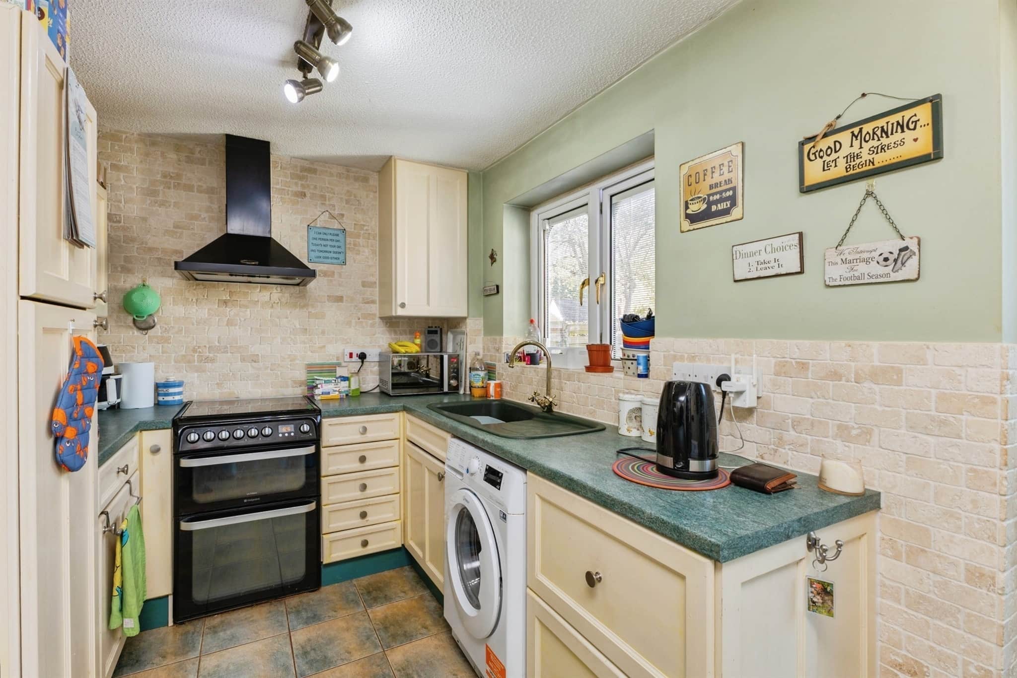 Property at Langstone Close, Heathfield, Newton Abbot