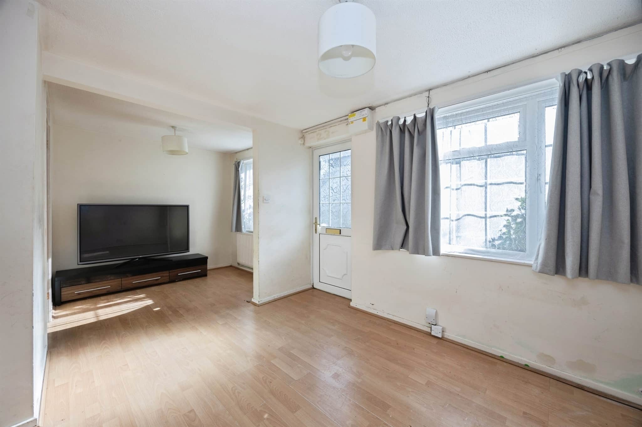 Property at Nutley Close, Ashford