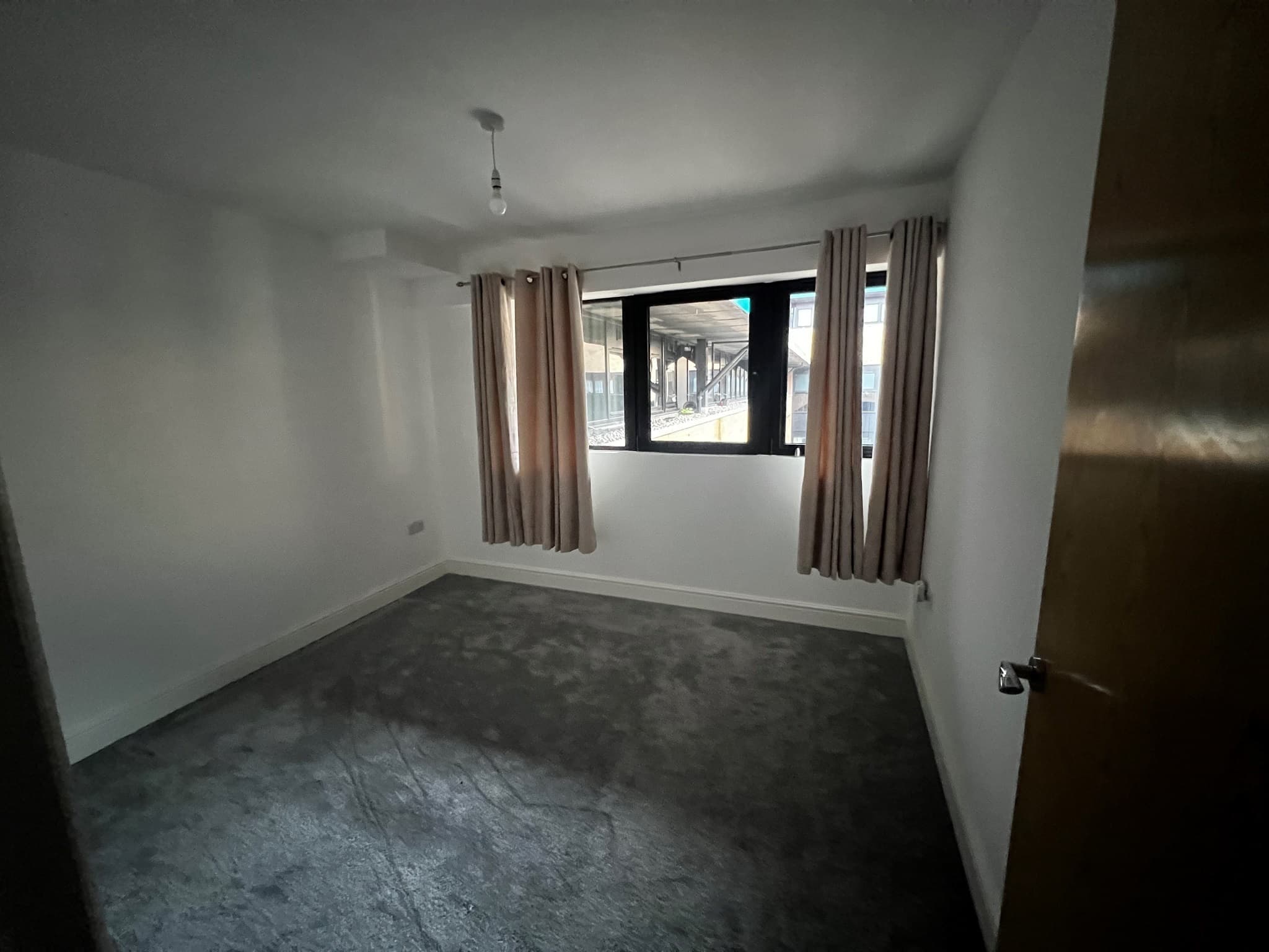 Property at Whitchurch Lane, Bristol