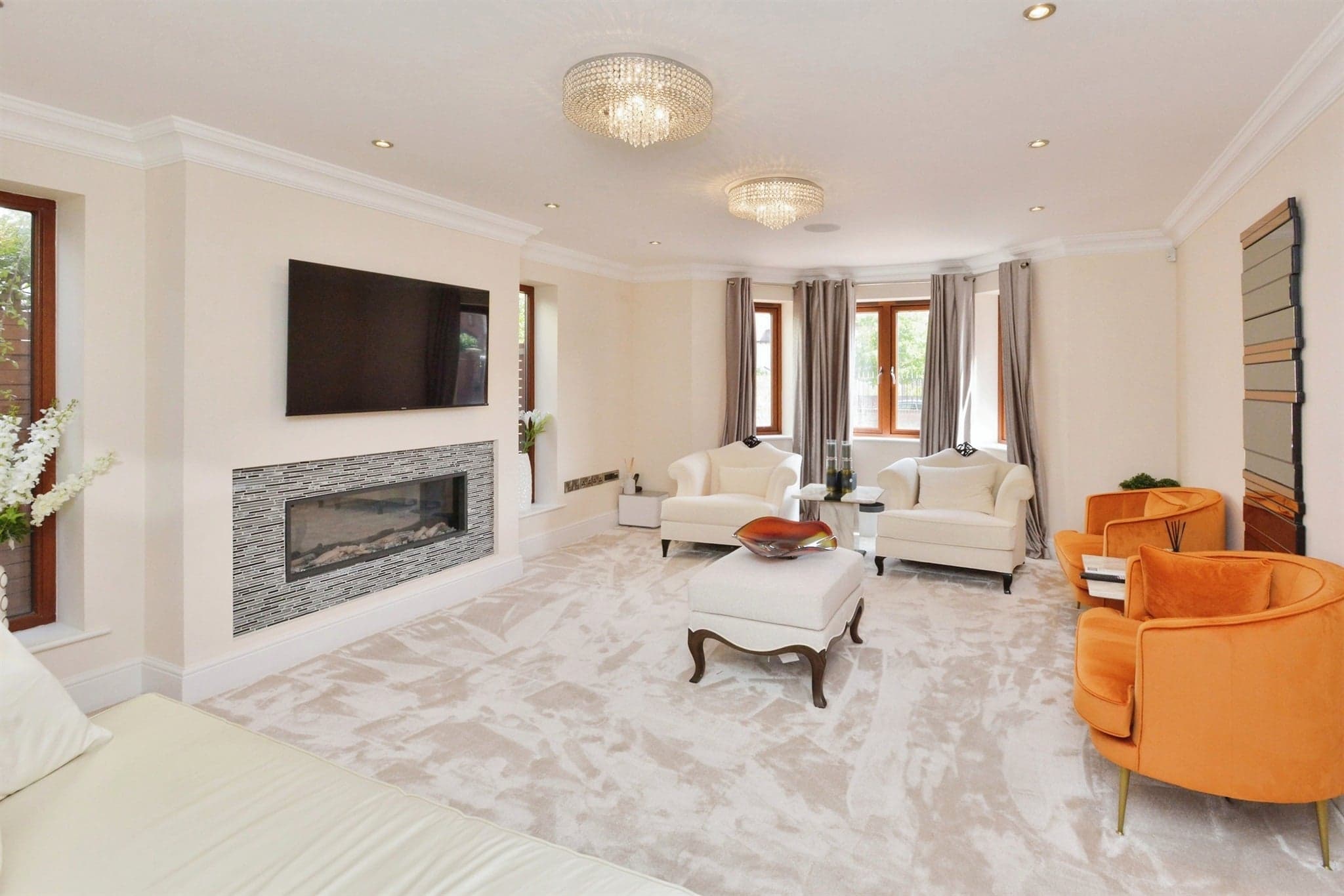 Property at Ashford Crescent, Grange Farm, Milton Keynes