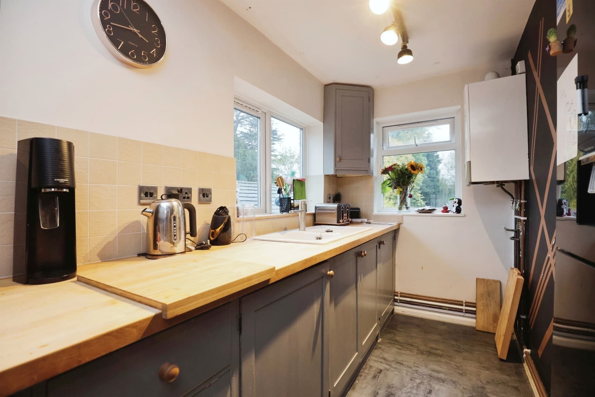 Property at Ladbroke Hall, Ladbroke, Southam