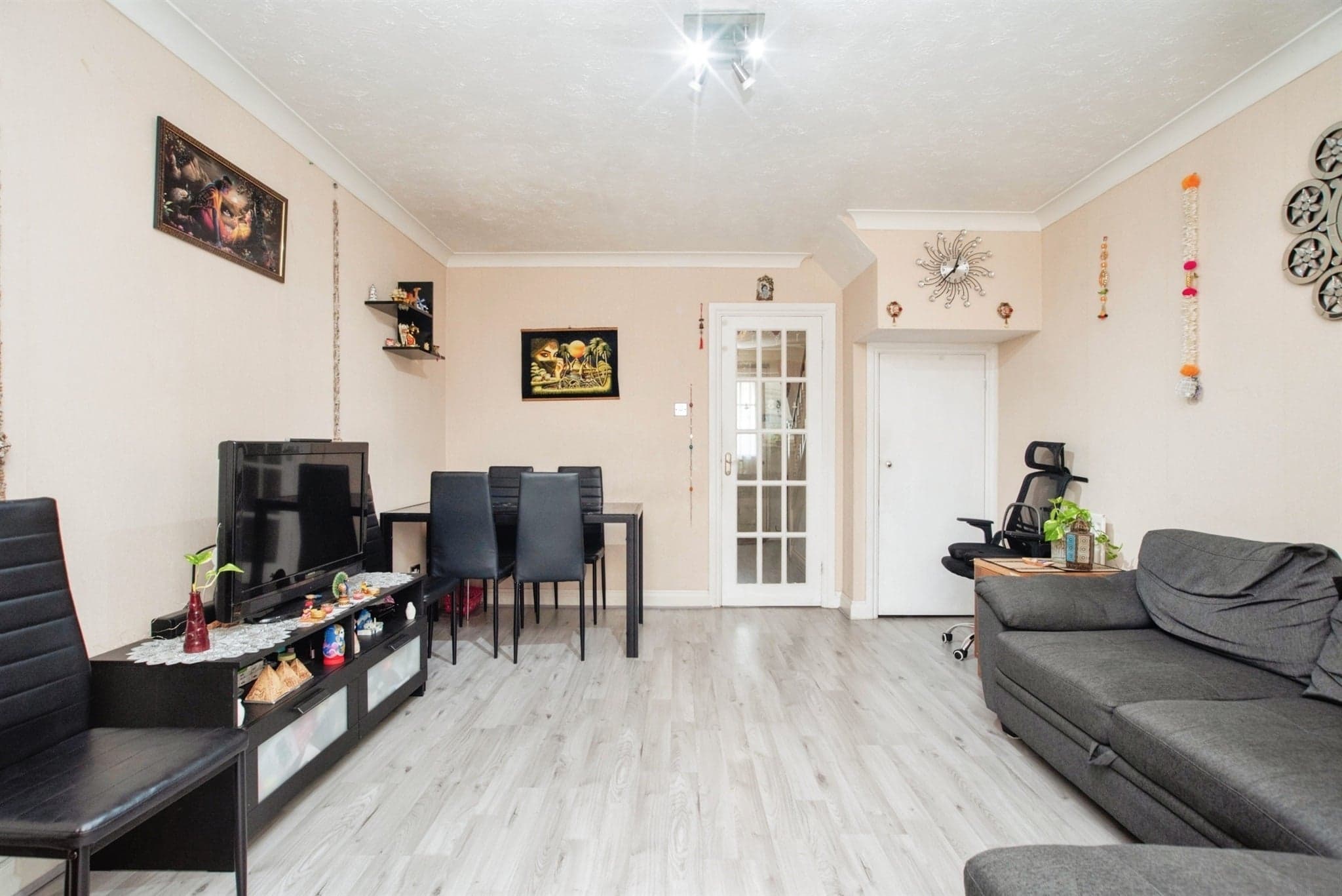 Property at Norbury Avenue, Watford