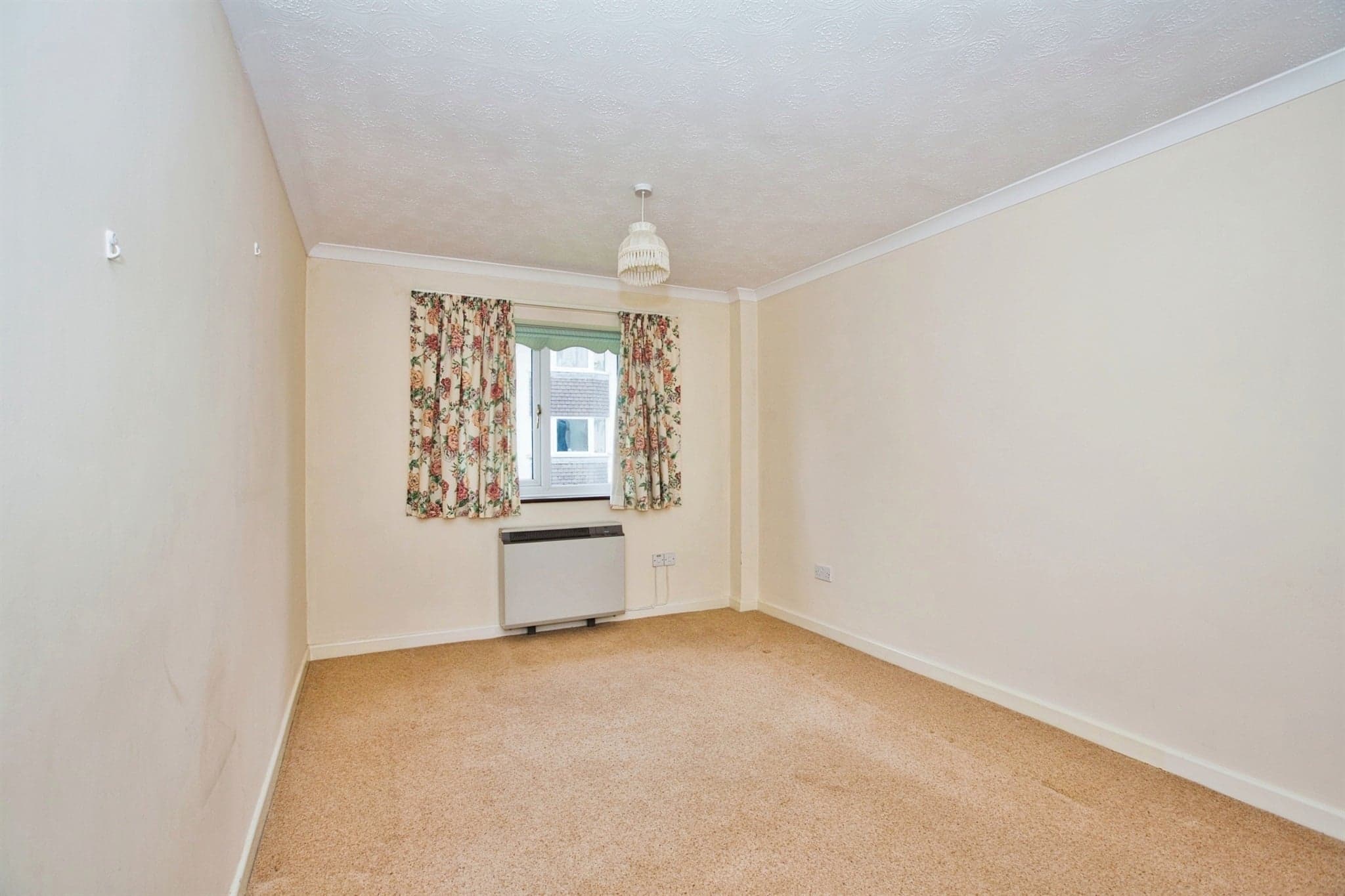 Property at The Avenue, Yeovil
