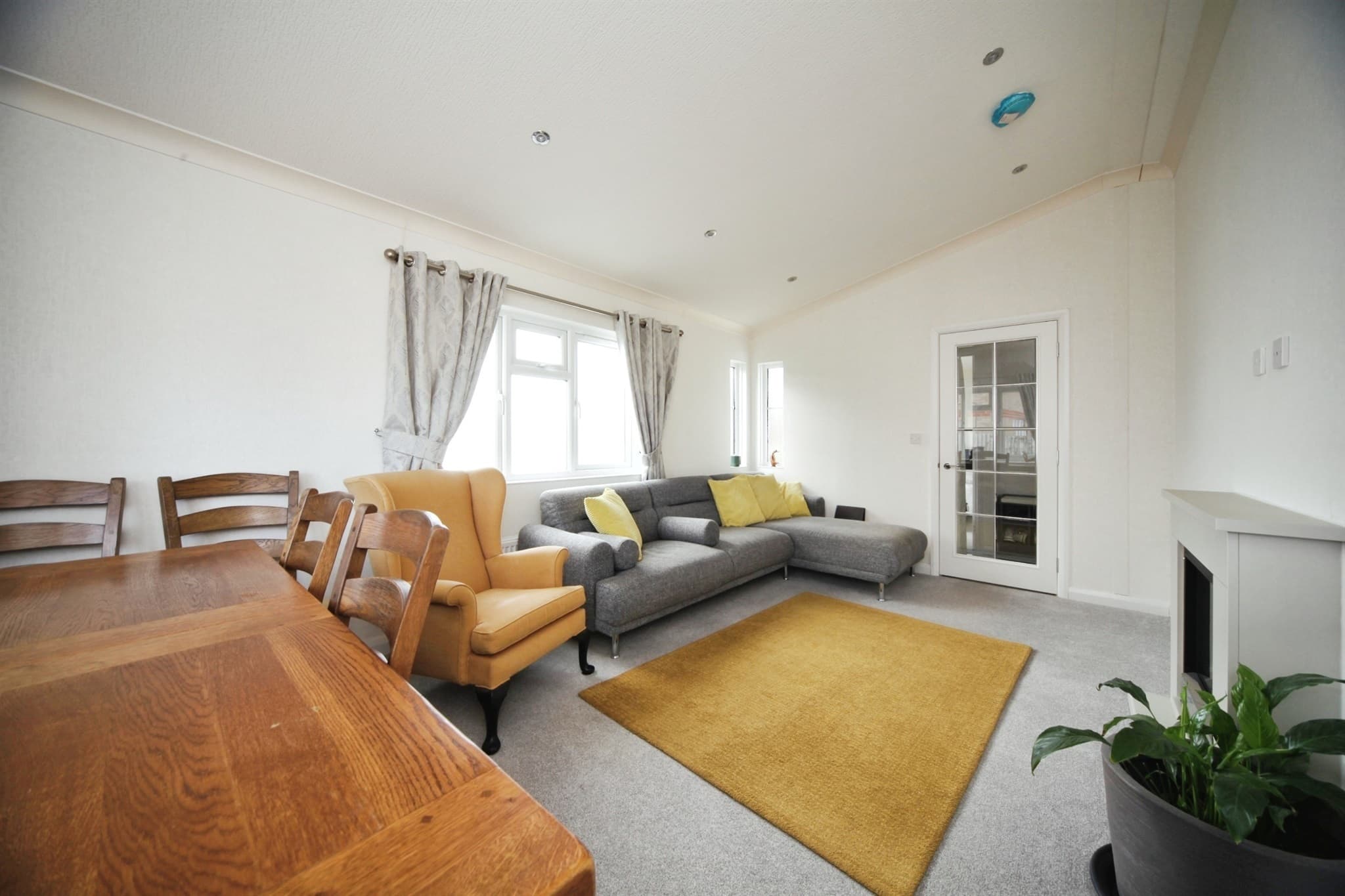 Property at Beechwood Park, Caddington, Luton