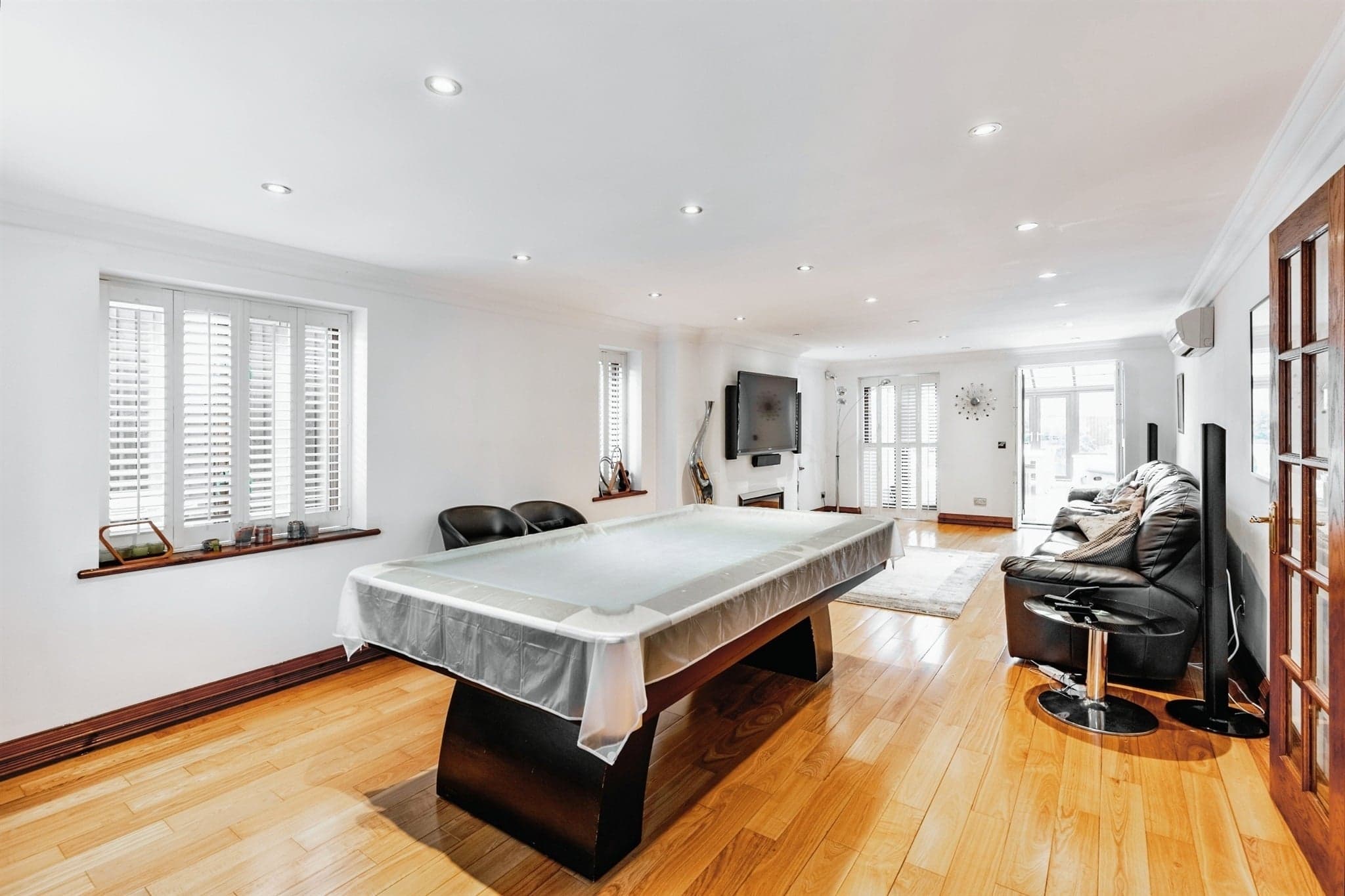 Property at Ashford Crescent, Grange Farm, Milton Keynes