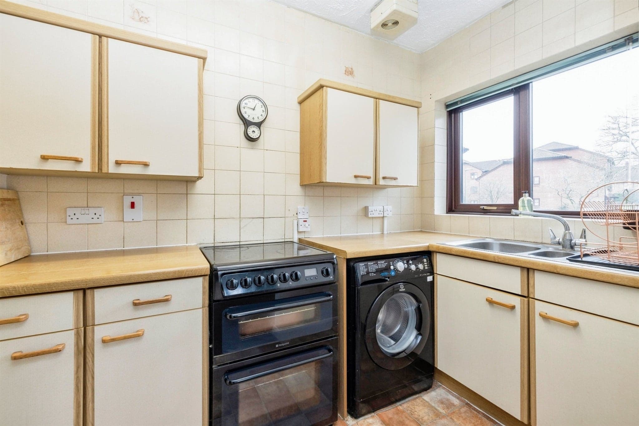 Property at High Street, Bushey