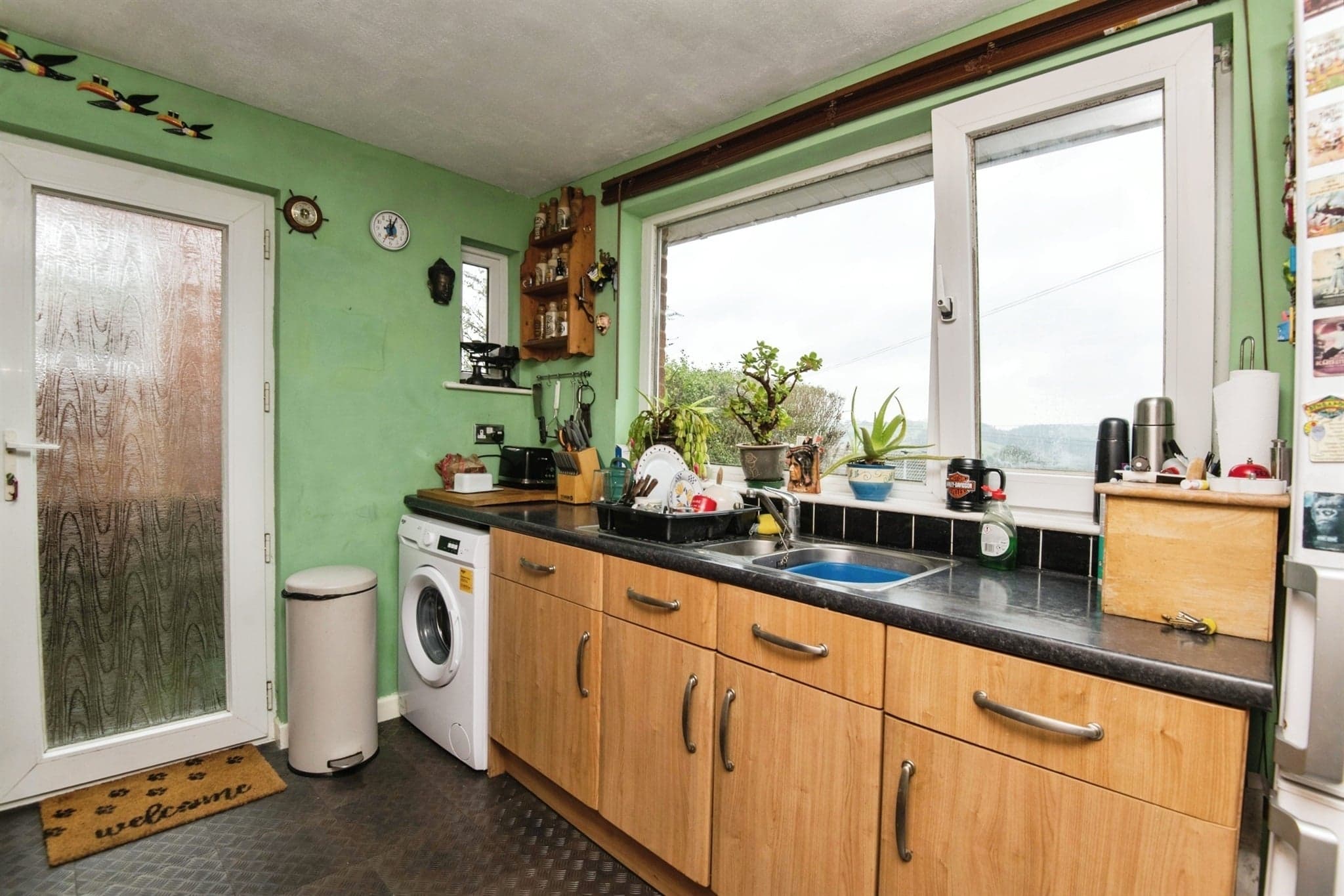 Property at Woodleigh Close, Exeter