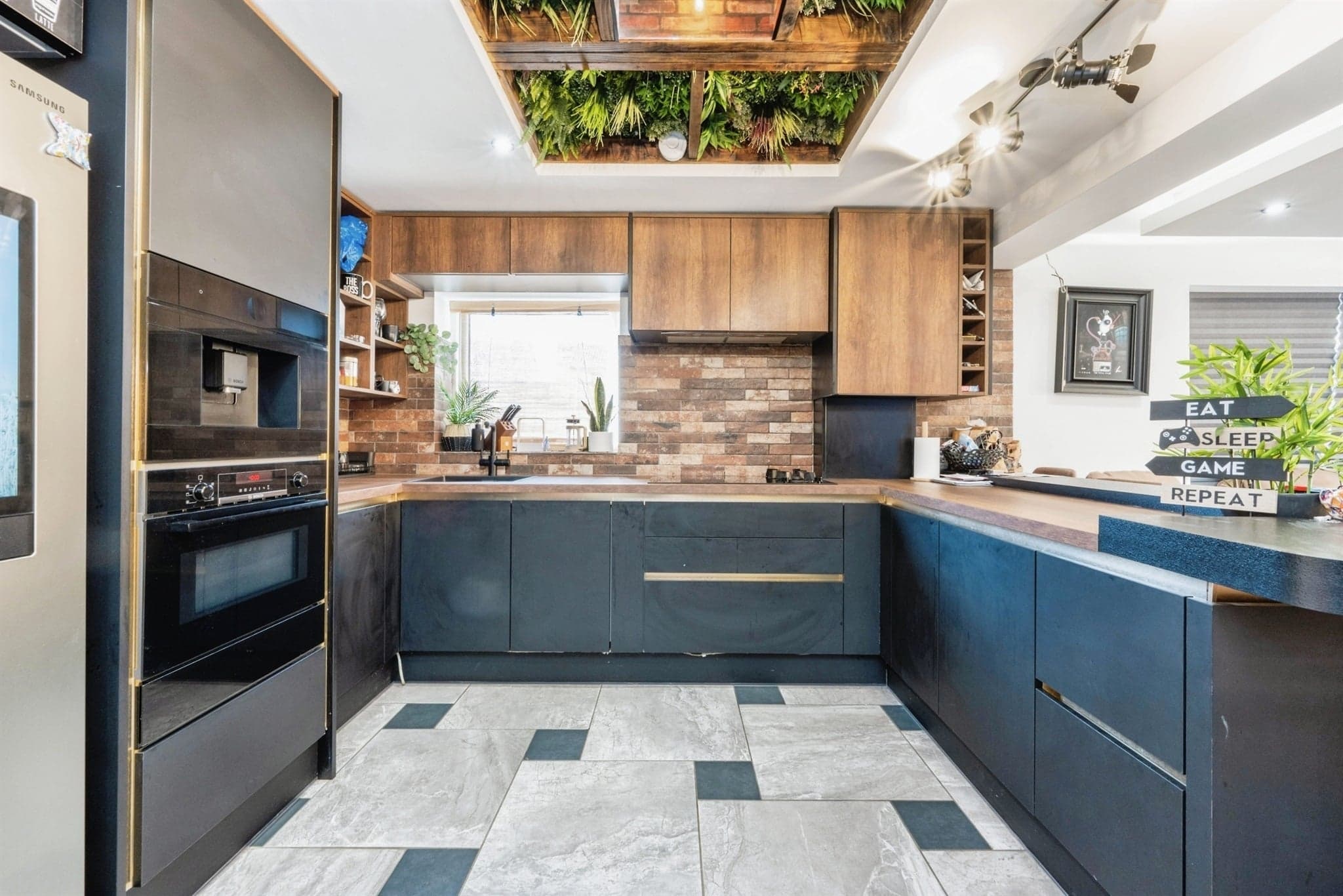Property at Forest Rise, Eaglestone, Milton Keynes